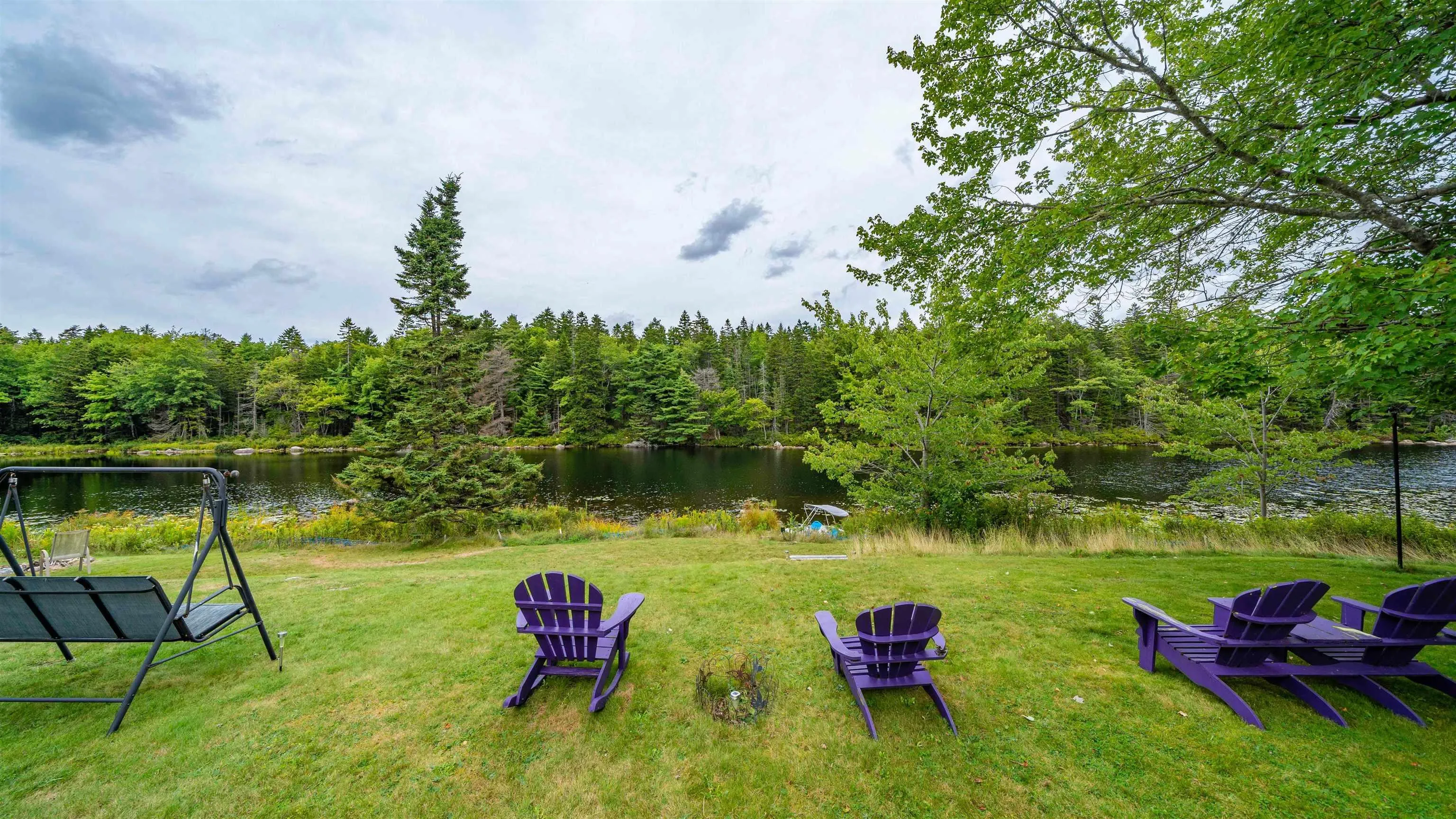 2571 St. Margaret's Bay Road, Timberlea, NS B3T 1H2, 4 Bedrooms Bedrooms, ,4 BathroomsBathrooms,Residential,For Sale,St. Margaret's Bay,202522901