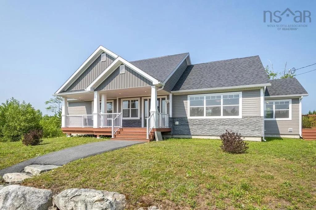 210 Keltic Drive, Lawrencetown, NS B2Z 1M5, 3 Bedrooms Bedrooms, ,2 BathroomsBathrooms,Residential,For Sale,Keltic,202517939