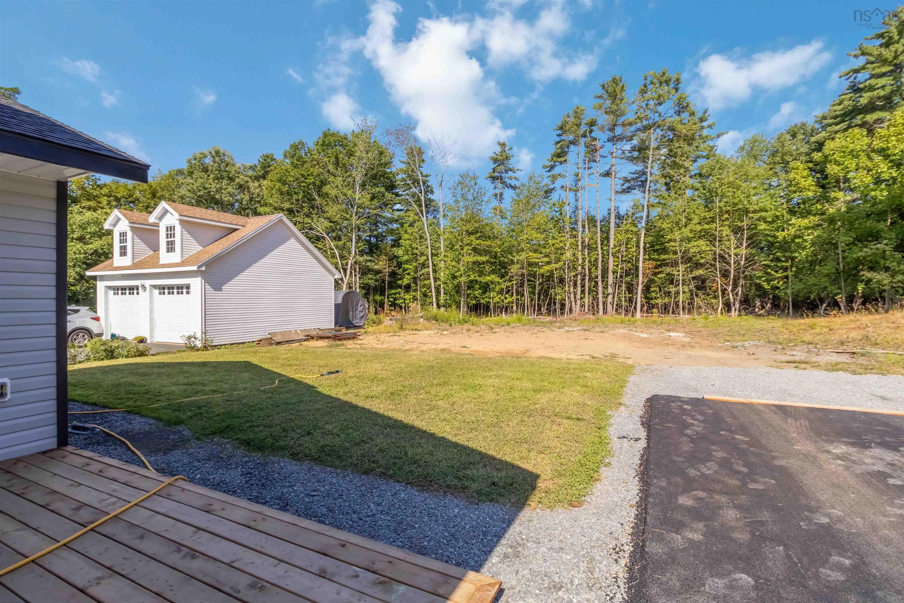 215 Aberdeen Road, Bridgewater, NS B4V 2S5, 2 Bedrooms Bedrooms, ,2 BathroomsBathrooms,Residential,For Sale,Aberdeen,202521380