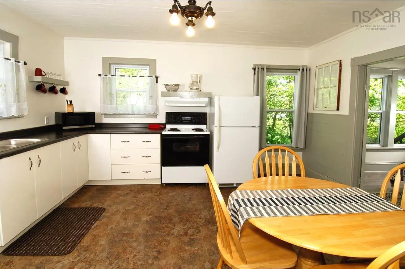 336 West Street, Milton, NS B0T 1P0, ,Residential Income,For Sale,West,202517666