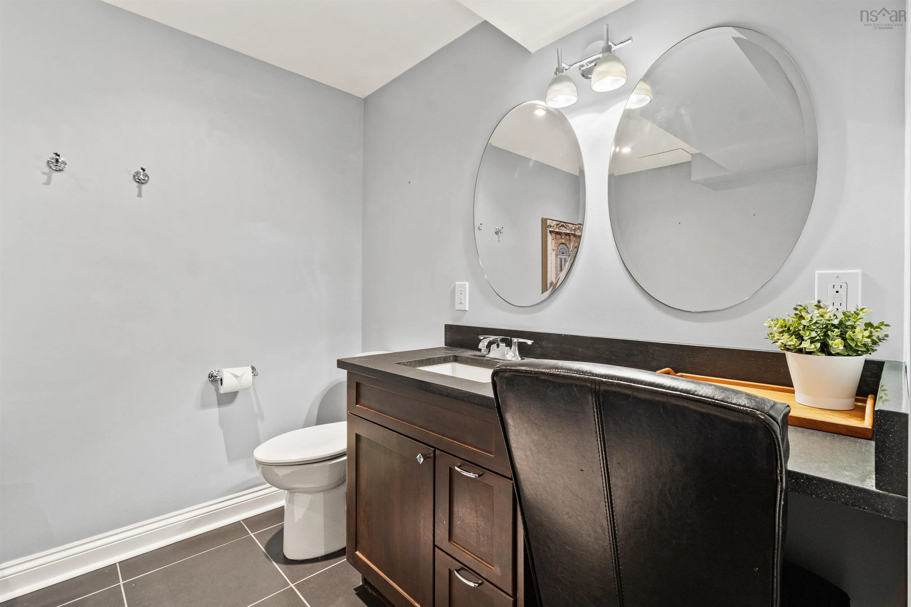 98a Williams Lake Road, Halifax, NS B3P 1T3, 3 Bedrooms Bedrooms, ,3 BathroomsBathrooms,Residential,For Sale,Williams Lake,202524702