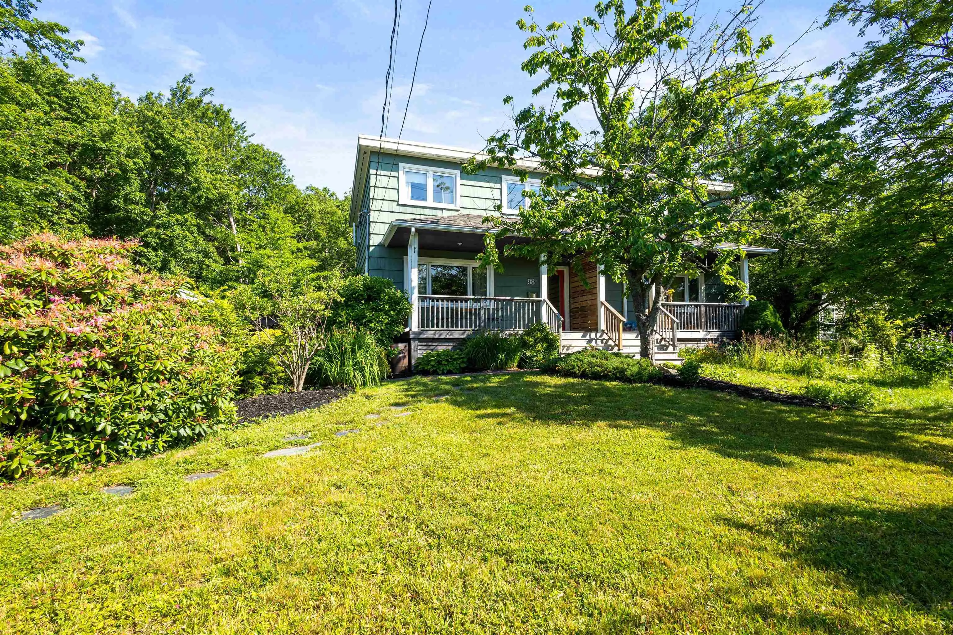98a Williams Lake Road, Halifax, NS B3P 1T3, 3 Bedrooms Bedrooms, ,3 BathroomsBathrooms,Residential,For Sale,Williams Lake,202524702
