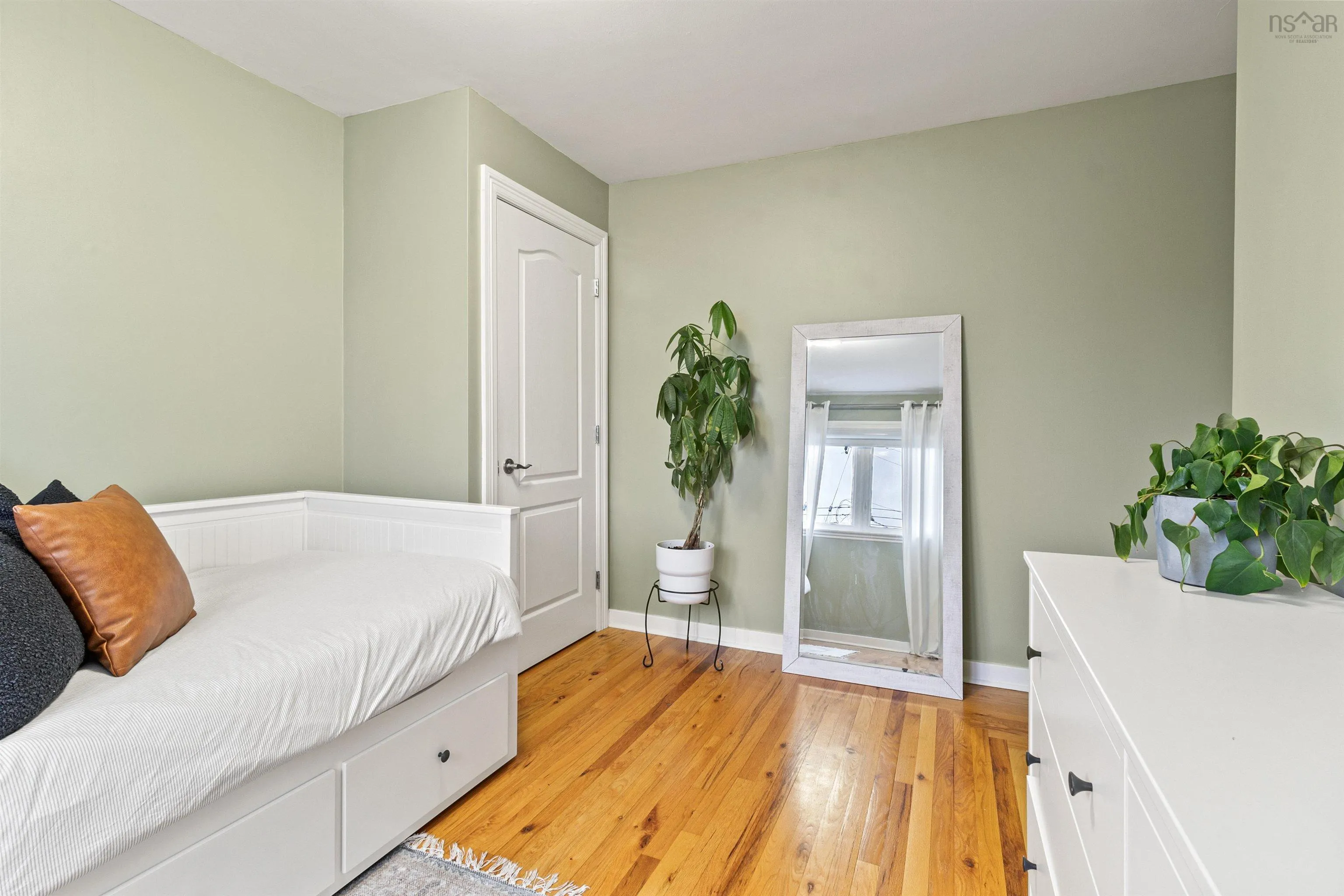 98a Williams Lake Road, Halifax, NS B3P 1T3, 3 Bedrooms Bedrooms, ,3 BathroomsBathrooms,Residential,For Sale,Williams Lake,202524702
