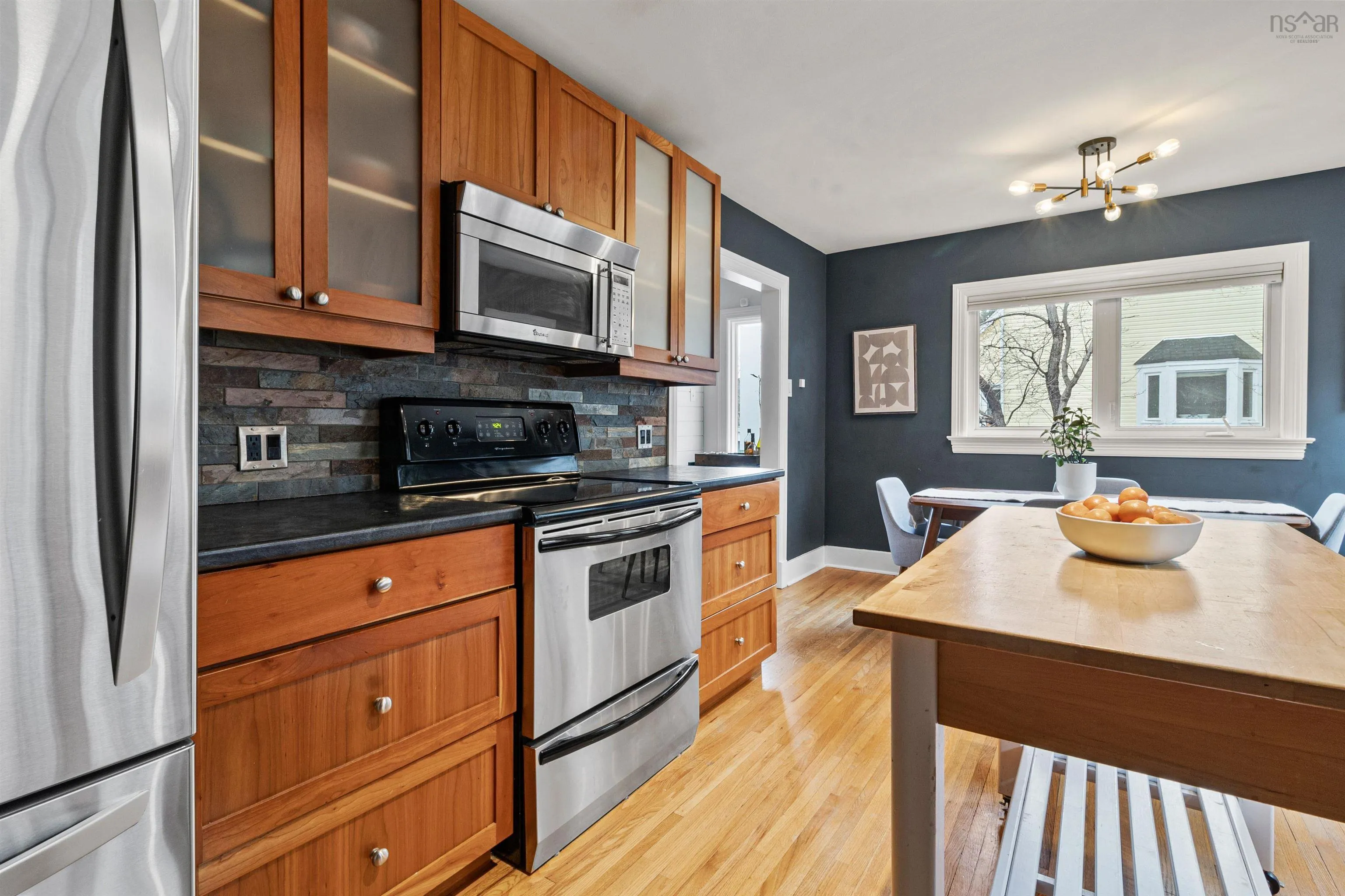 98a Williams Lake Road, Halifax, NS B3P 1T3, 3 Bedrooms Bedrooms, ,3 BathroomsBathrooms,Residential,For Sale,Williams Lake,202524702
