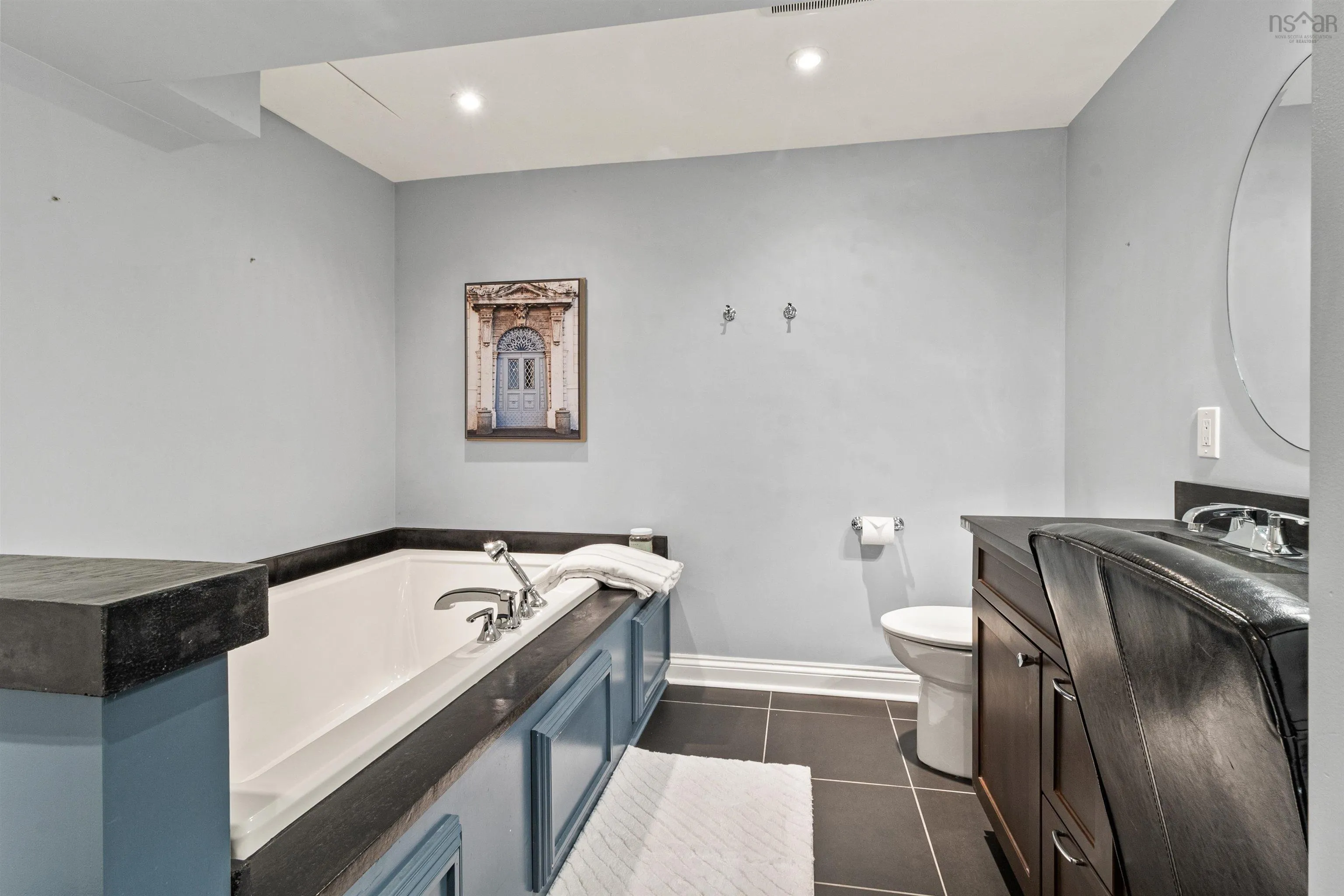 98a Williams Lake Road, Halifax, NS B3P 1T3, 3 Bedrooms Bedrooms, ,3 BathroomsBathrooms,Residential,For Sale,Williams Lake,202524702