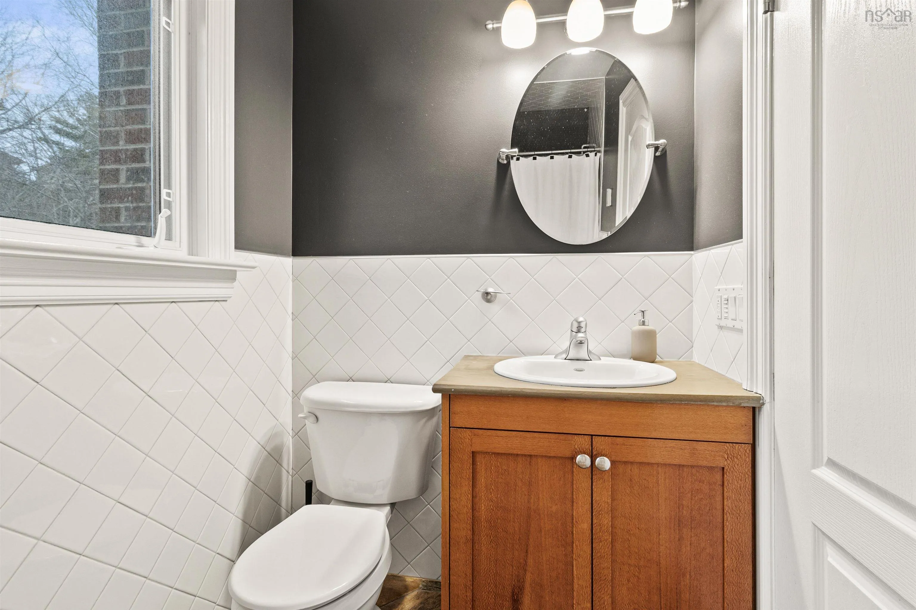 98a Williams Lake Road, Halifax, NS B3P 1T3, 3 Bedrooms Bedrooms, ,3 BathroomsBathrooms,Residential,For Sale,Williams Lake,202524702