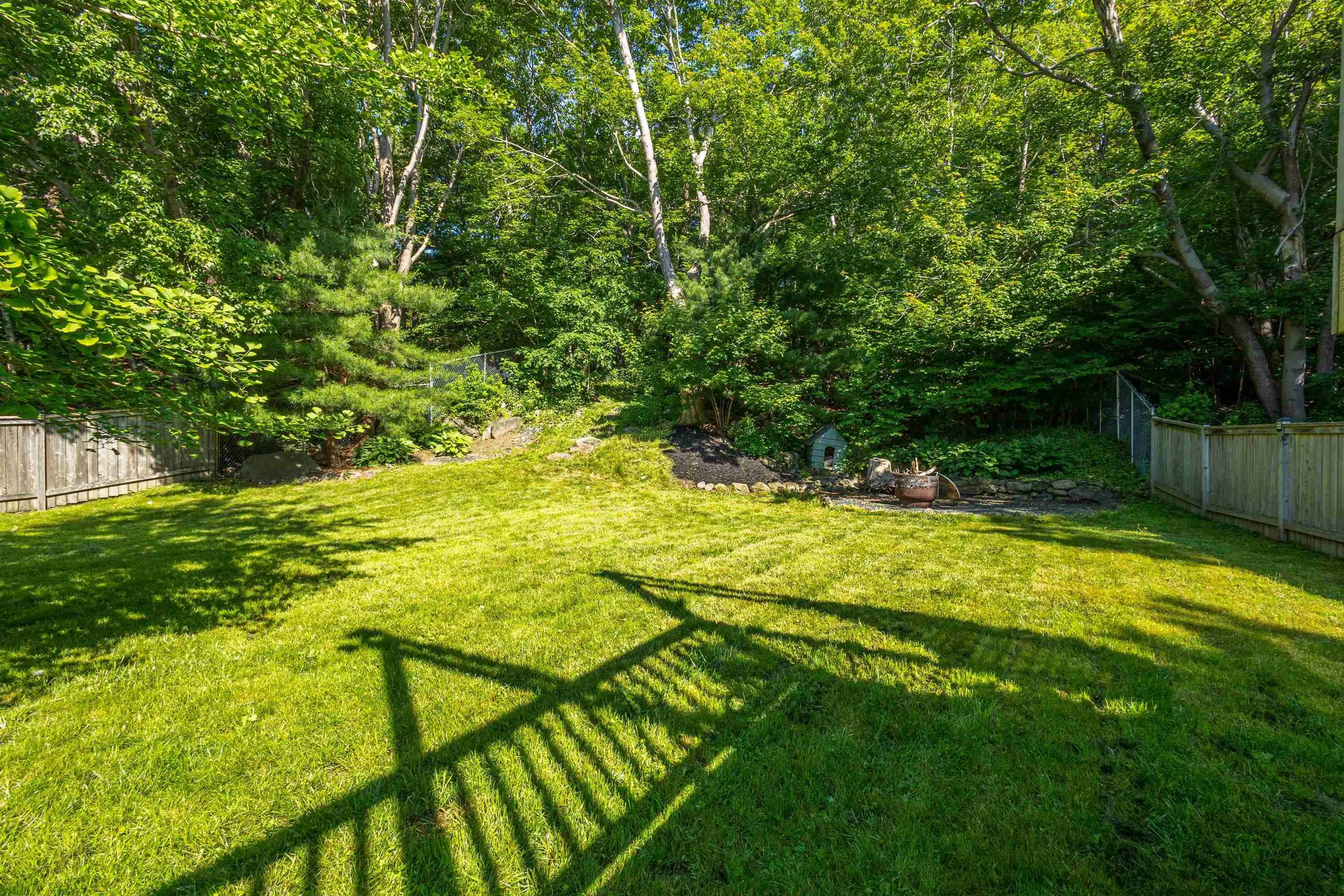 98a Williams Lake Road, Halifax, NS B3P 1T3, 3 Bedrooms Bedrooms, ,3 BathroomsBathrooms,Residential,For Sale,Williams Lake,202524702