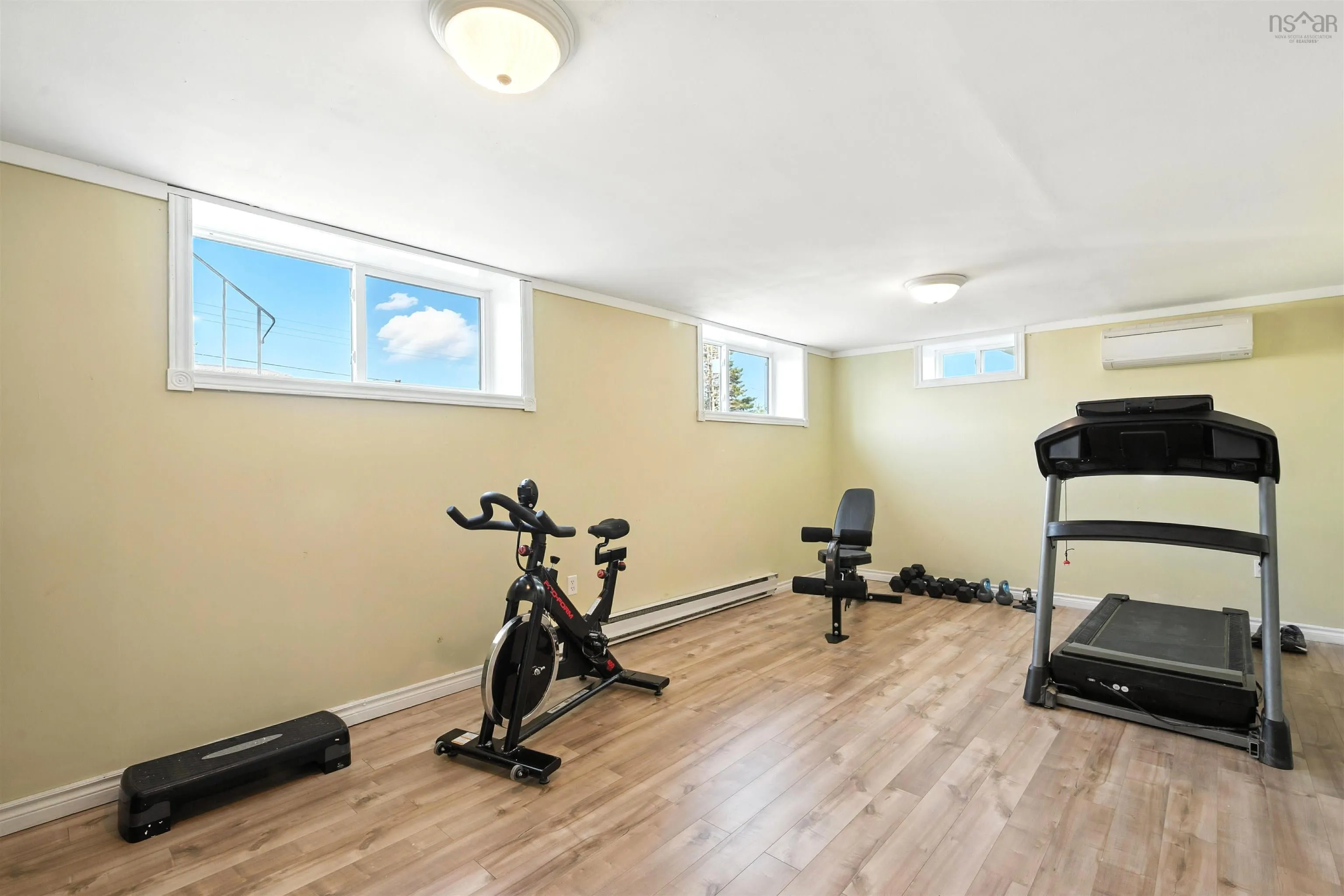 75 Amaranth Crescent, Cole Harbour, NS B2W 4C1, 4 Bedrooms Bedrooms, ,2 BathroomsBathrooms,Residential,For Sale,Amaranth,202518074