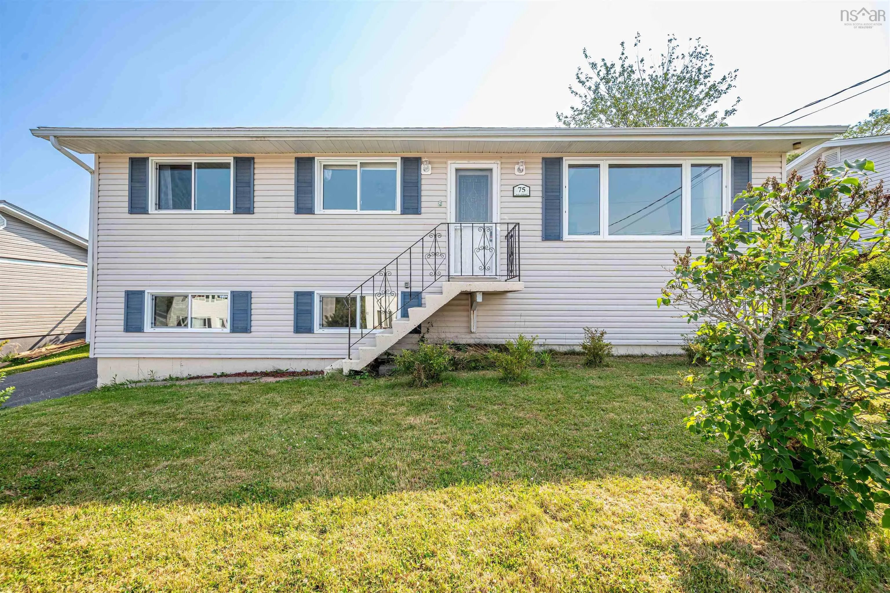 75 Amaranth Crescent, Cole Harbour, NS B2W 4C1, 4 Bedrooms Bedrooms, ,2 BathroomsBathrooms,Residential,For Sale,Amaranth,202518074