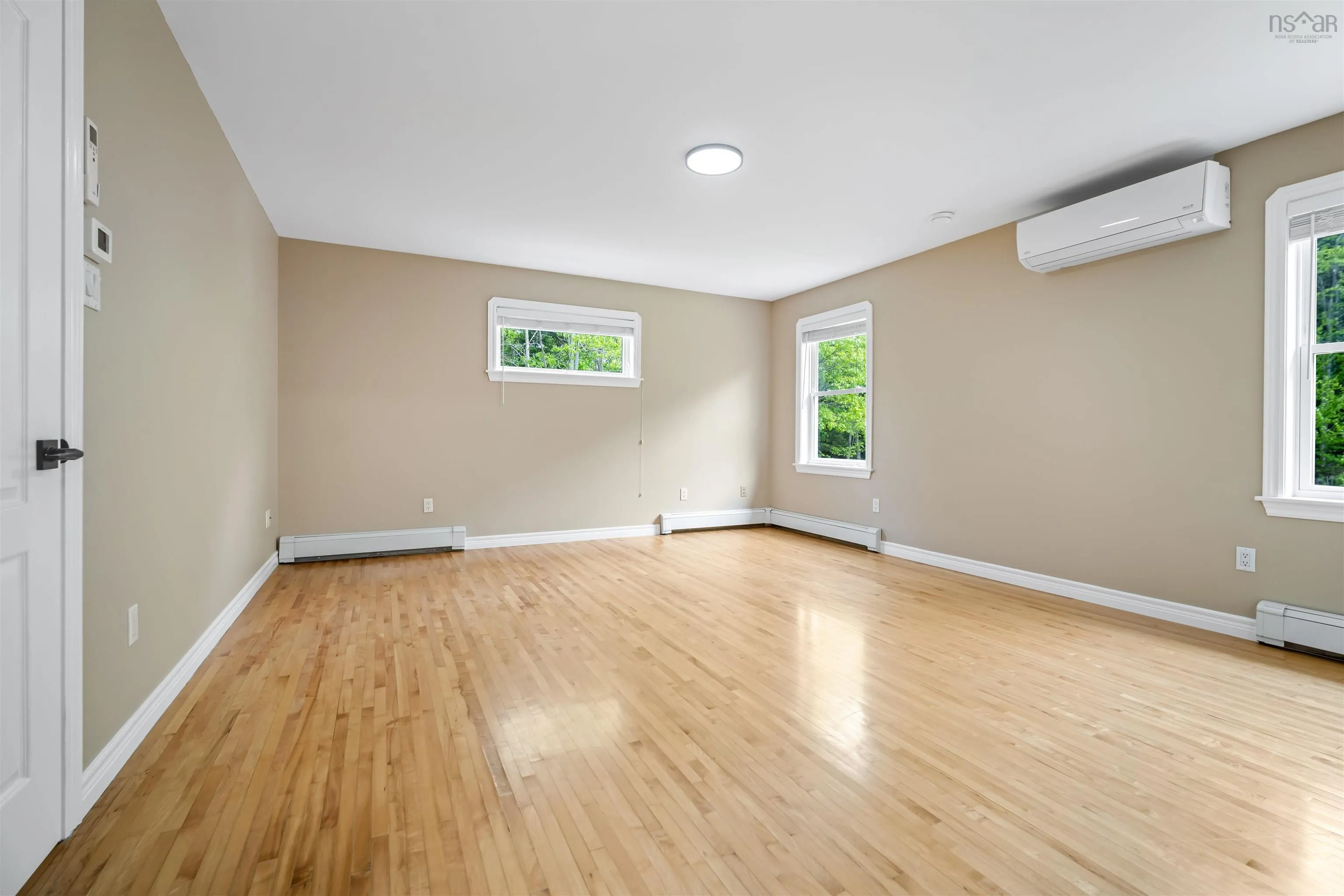 94 Ingram Drive, Fall River, NS B2T 1A4, 4 Bedrooms Bedrooms, ,Residential,For Sale,Ingram,202513582