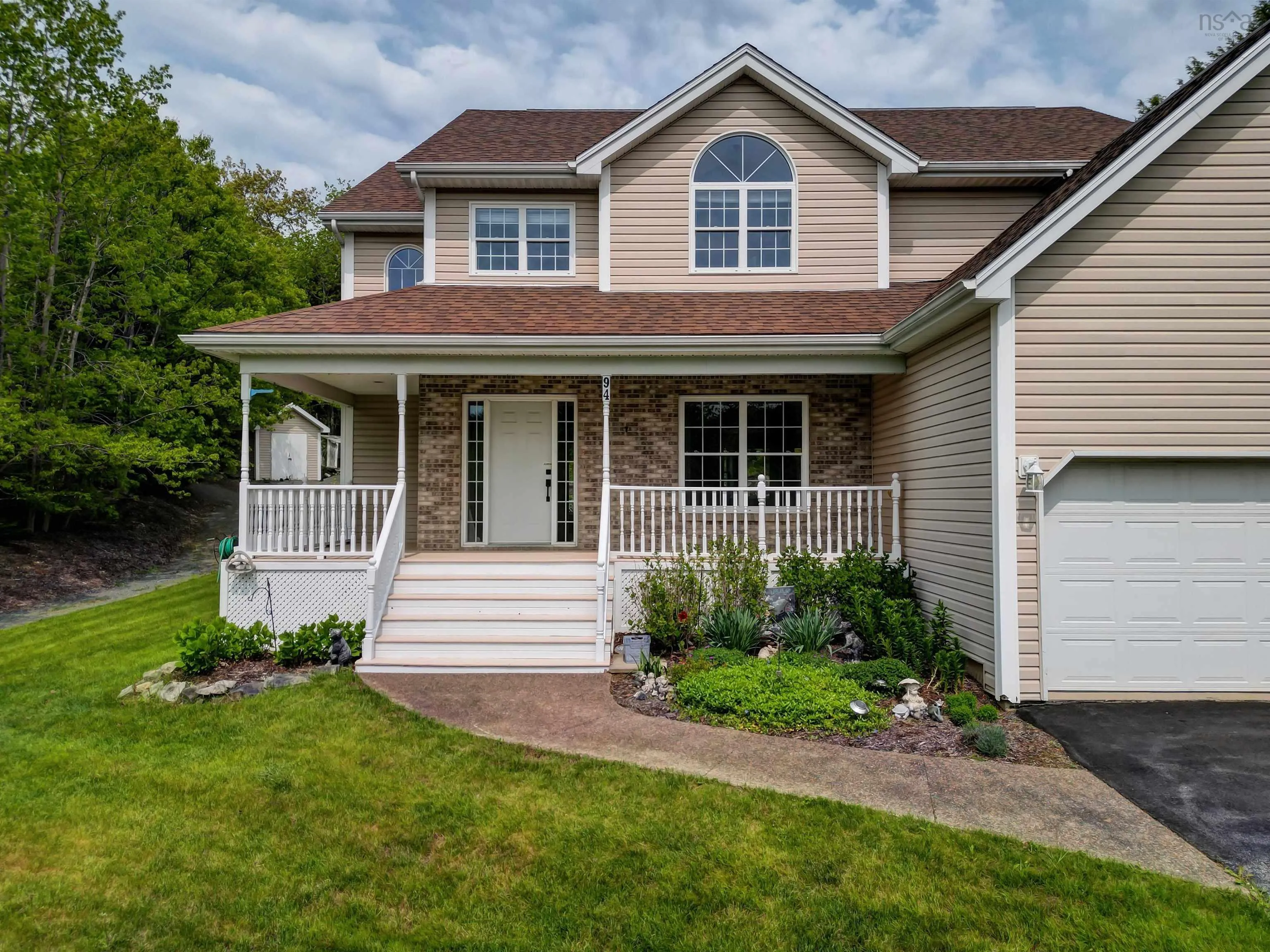 94 Ingram Drive, Fall River, NS B2T 1A4, 4 Bedrooms Bedrooms, ,Residential,For Sale,Ingram,202513582