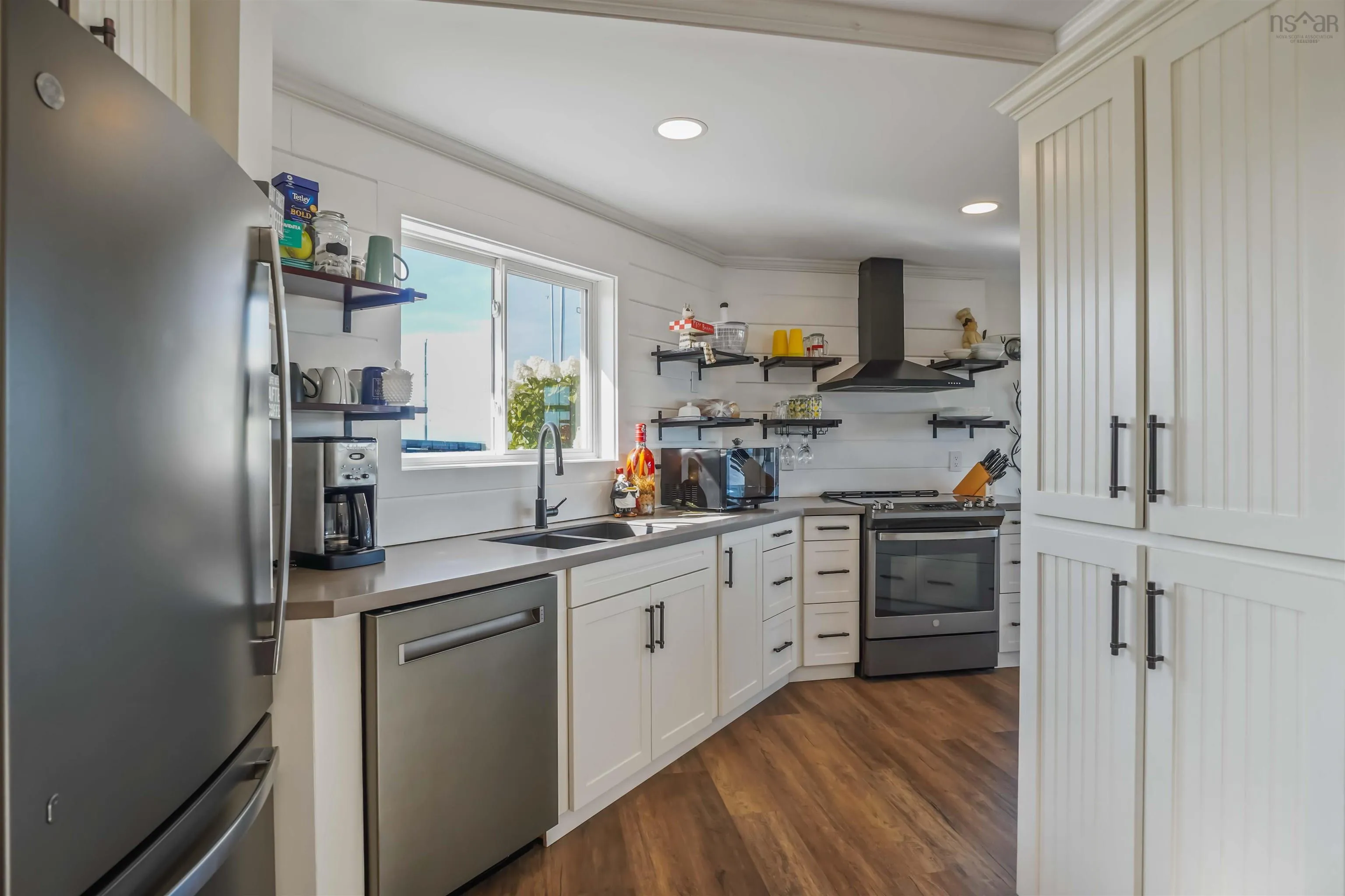 427 Overcove Road, Freeport, NS B0V 1B0, 2 Bedrooms Bedrooms, ,2 BathroomsBathrooms,Residential,For Sale,Overcove,202522892