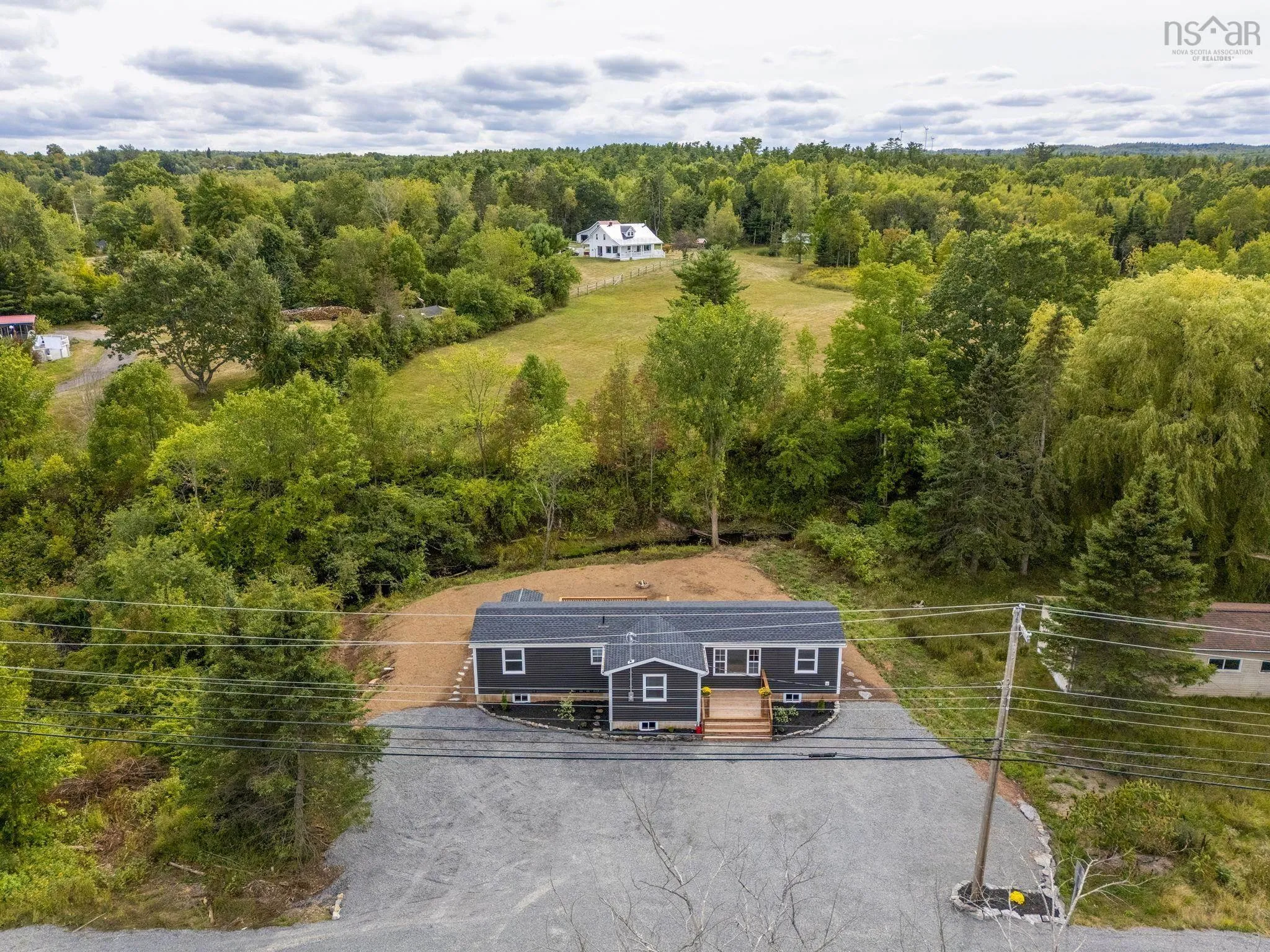 4668 Highway 1, Three Mile Plains, NS B0N 2T0, 2 Bedrooms Bedrooms, ,1 BathroomBathrooms,Residential,For Sale,Highway 1,202523543