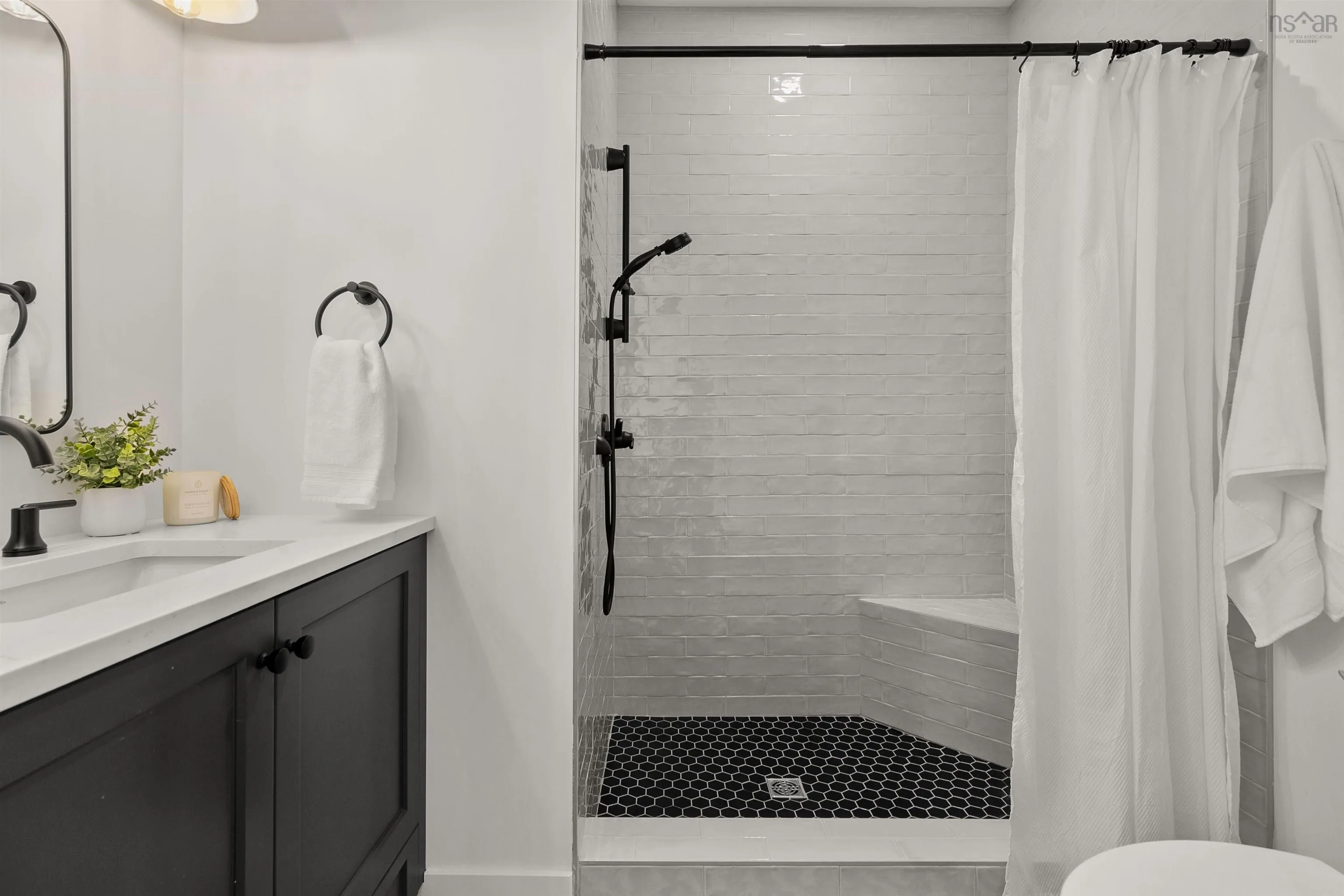360 Oceanstone Drive, Upper Tantallon, NS B3Z 0A8, 7 Bedrooms Bedrooms, ,5 BathroomsBathrooms,Residential,For Sale,Oceanstone,202523615