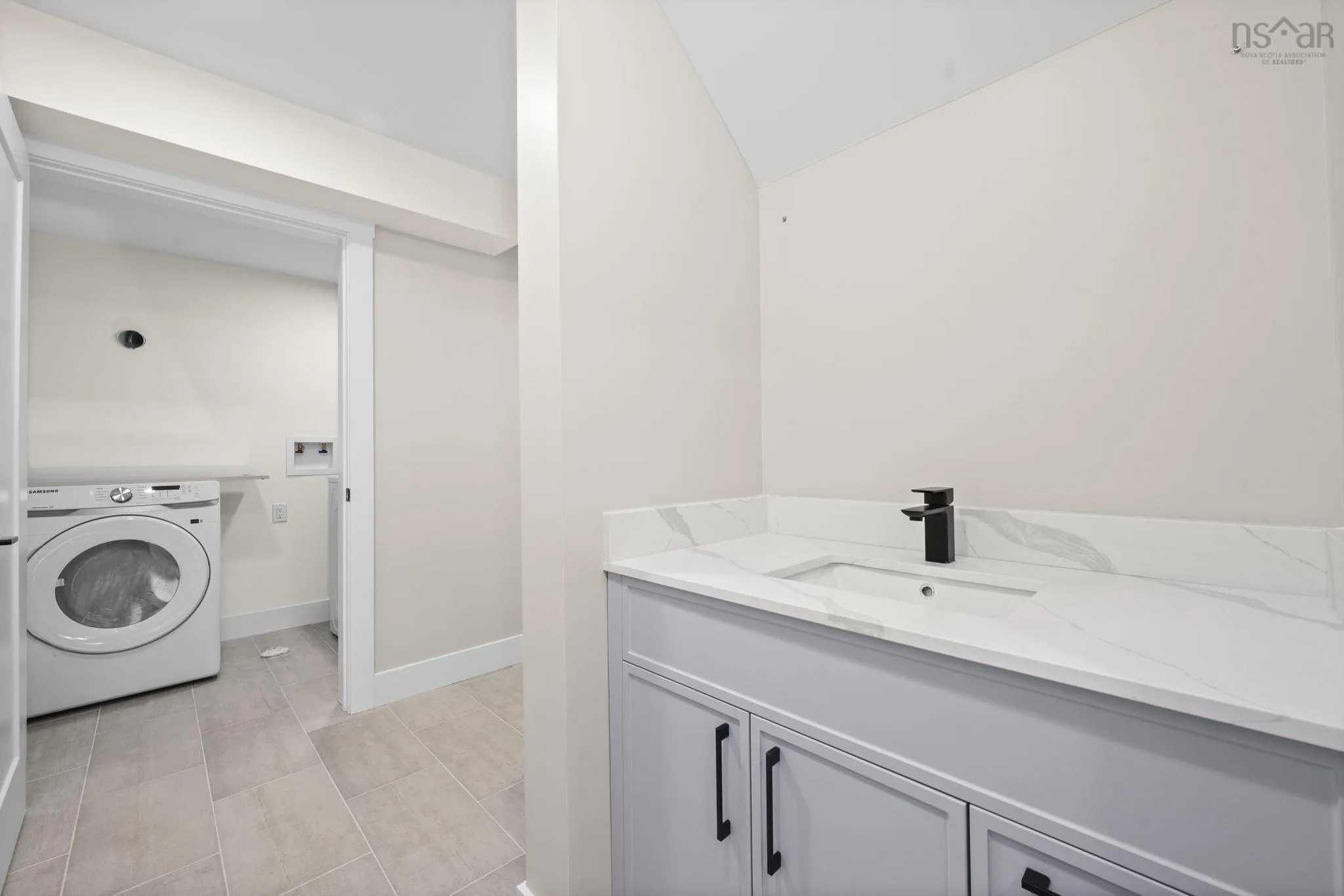 196 Darner Drive, Beaver Bank, NS B4G 1C1, 4 Bedrooms Bedrooms, ,4 BathroomsBathrooms,Residential,For Sale,Darner,202522628