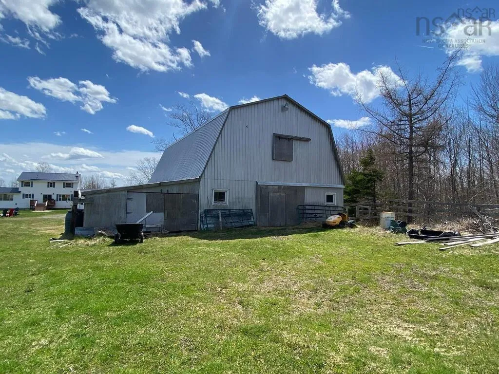 721 Indian Road, Nine Mile River, NS B2S 3E4, 4 Bedrooms Bedrooms, ,3 BathroomsBathrooms,Residential,For Sale,Indian,202525669