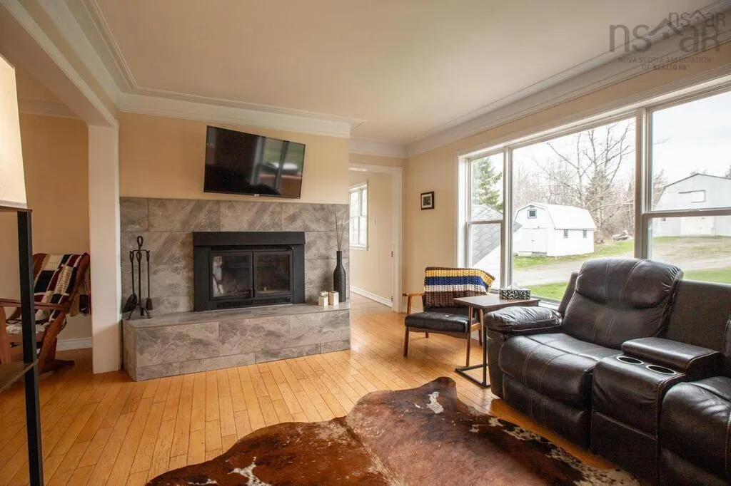 721 Indian Road, Nine Mile River, NS B2S 3E4, 4 Bedrooms Bedrooms, ,3 BathroomsBathrooms,Residential,For Sale,Indian,202525669