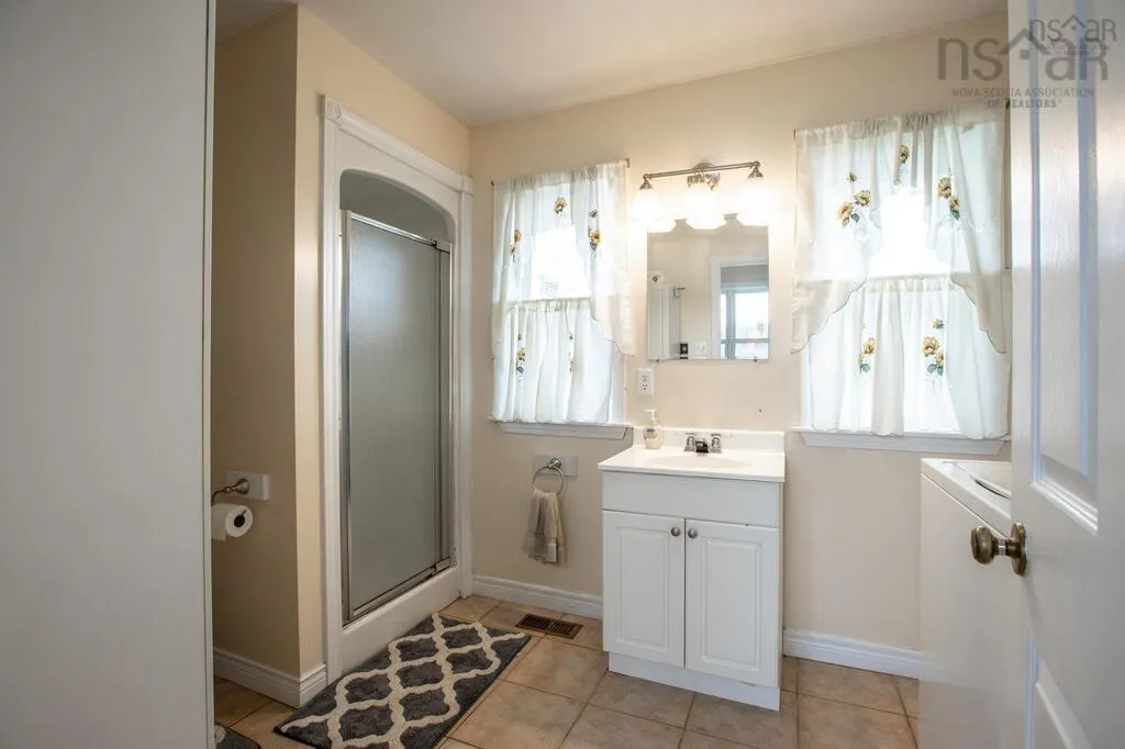 721 Indian Road, Nine Mile River, NS B2S 3E4, 4 Bedrooms Bedrooms, ,3 BathroomsBathrooms,Residential,For Sale,Indian,202525669
