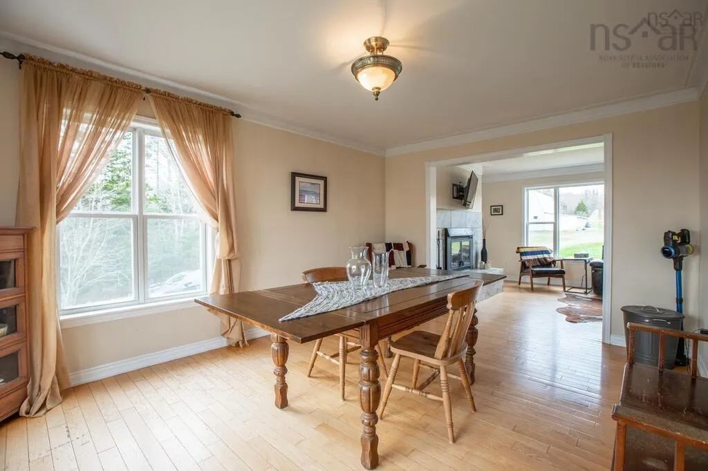 721 Indian Road, Nine Mile River, NS B2S 3E4, 4 Bedrooms Bedrooms, ,3 BathroomsBathrooms,Residential,For Sale,Indian,202525669