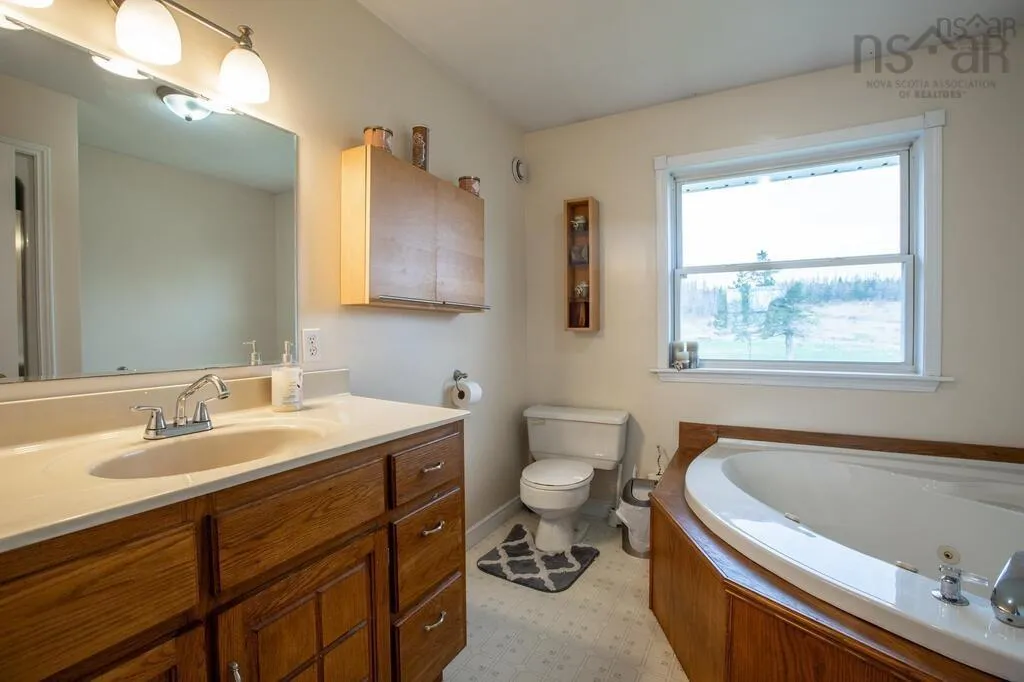 721 Indian Road, Nine Mile River, NS B2S 3E4, 4 Bedrooms Bedrooms, ,3 BathroomsBathrooms,Residential,For Sale,Indian,202525669