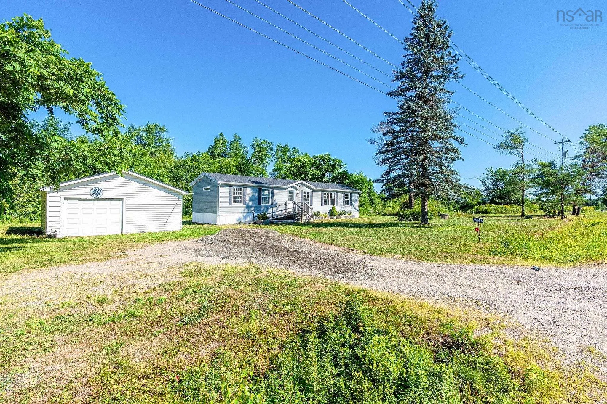 11905 Highway 1, Brickton, NS B0S 1M0, 2 Bedrooms Bedrooms, ,2 BathroomsBathrooms,Residential,For Sale,Highway 1,202518978