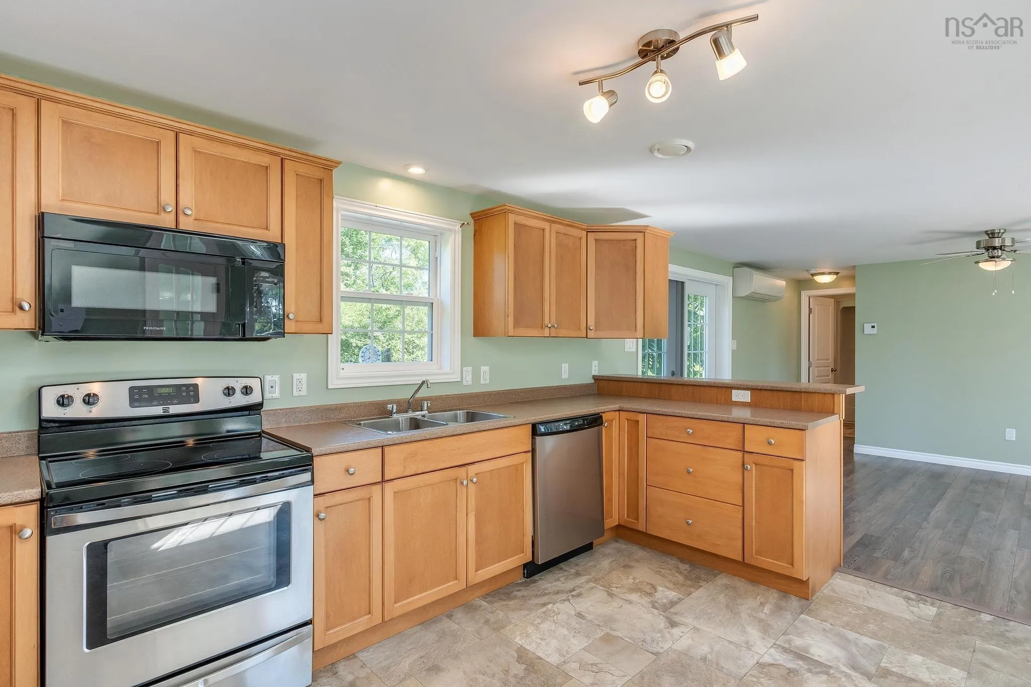11905 Highway 1, Brickton, NS B0S 1M0, 2 Bedrooms Bedrooms, ,2 BathroomsBathrooms,Residential,For Sale,Highway 1,202518978