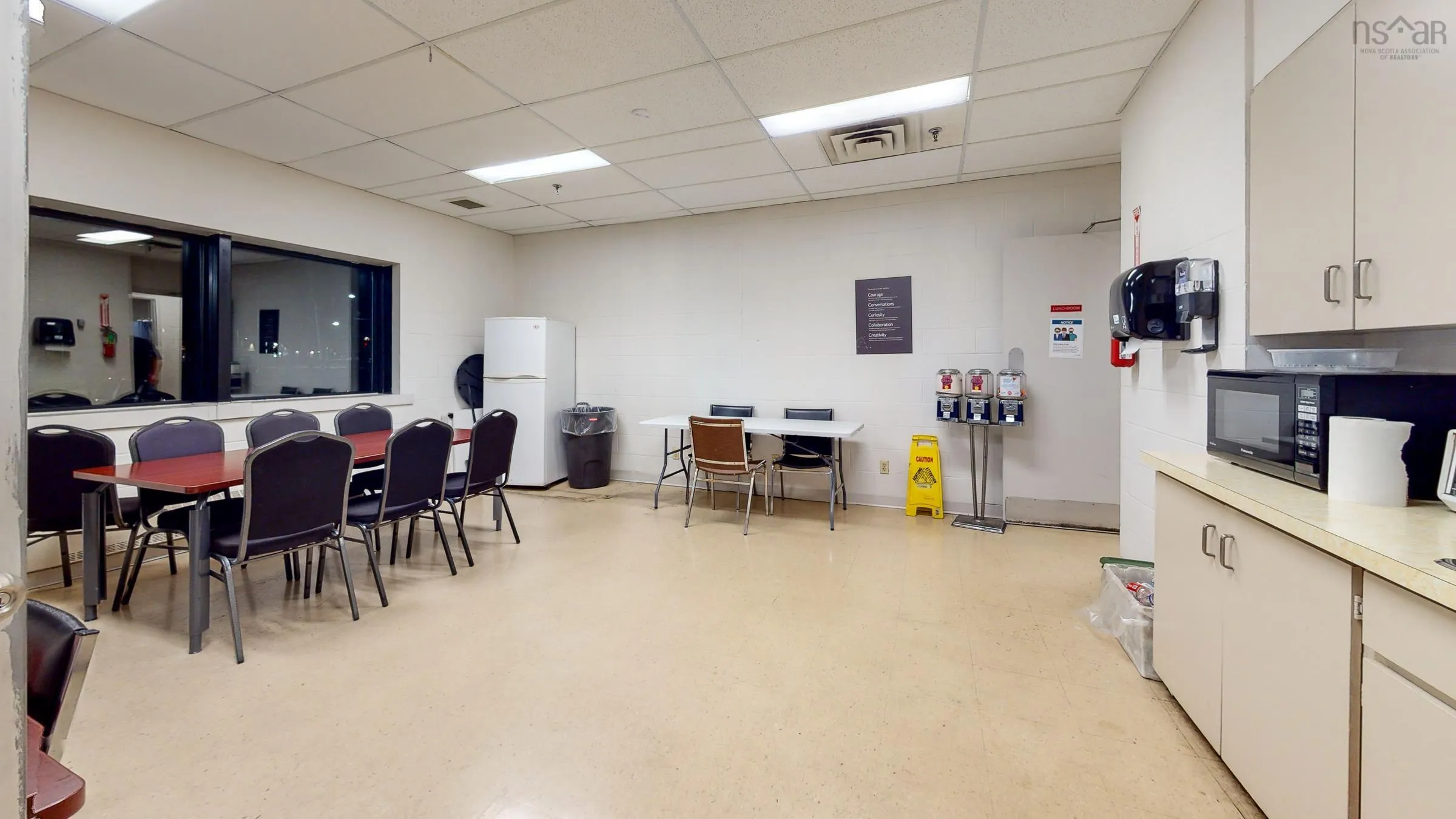 255 George Street, Sydney, NS B1P 1J7, ,Commercial Sale,For Sale,George,202503599