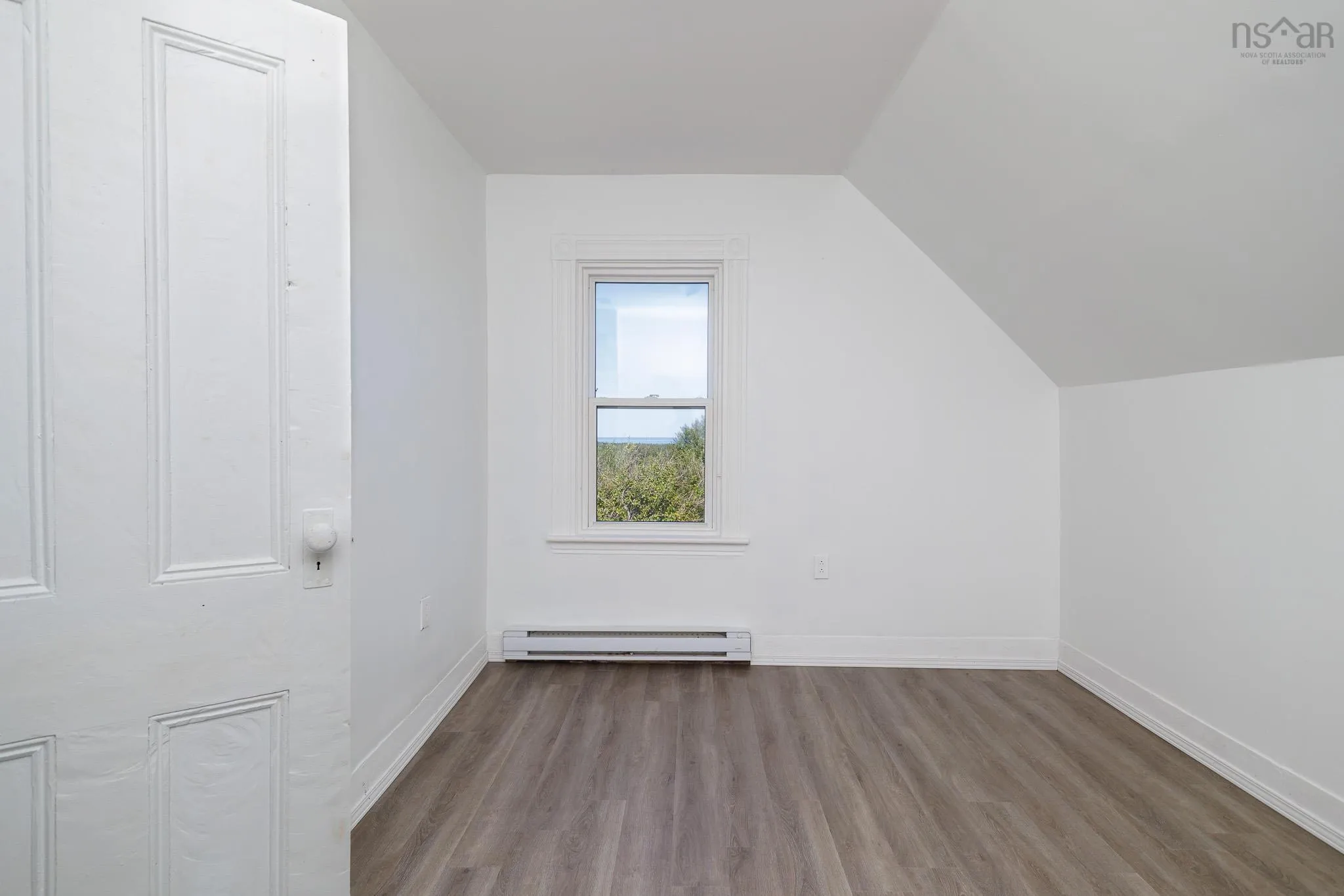 818 Donkin Highway, Donkin, NS B1A 6P2, 4 Bedrooms Bedrooms, ,1 BathroomBathrooms,Residential,For Sale,Donkin Highway,202522259
