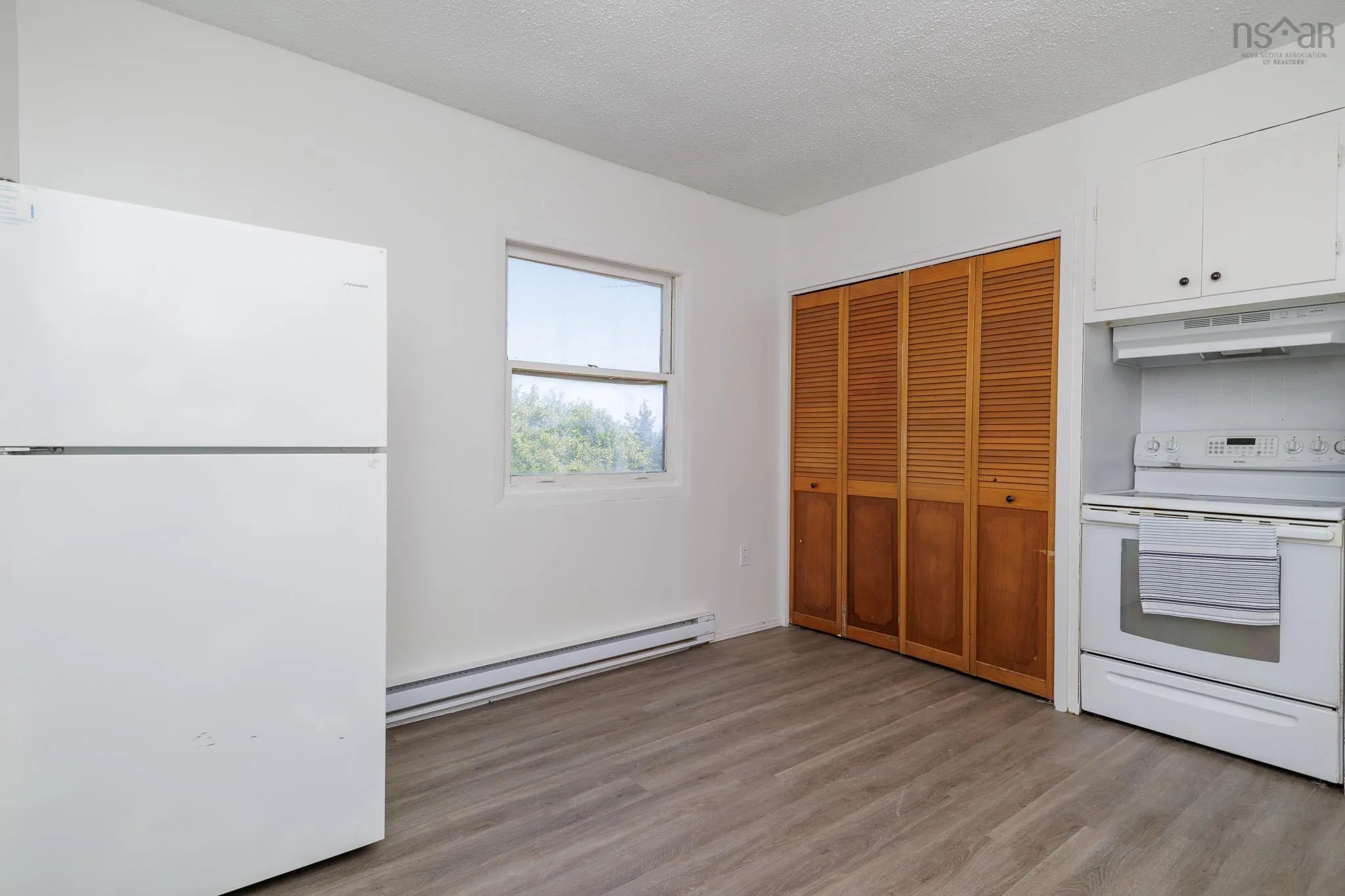 818 Donkin Highway, Donkin, NS B1A 6P2, 4 Bedrooms Bedrooms, ,1 BathroomBathrooms,Residential,For Sale,Donkin Highway,202522259