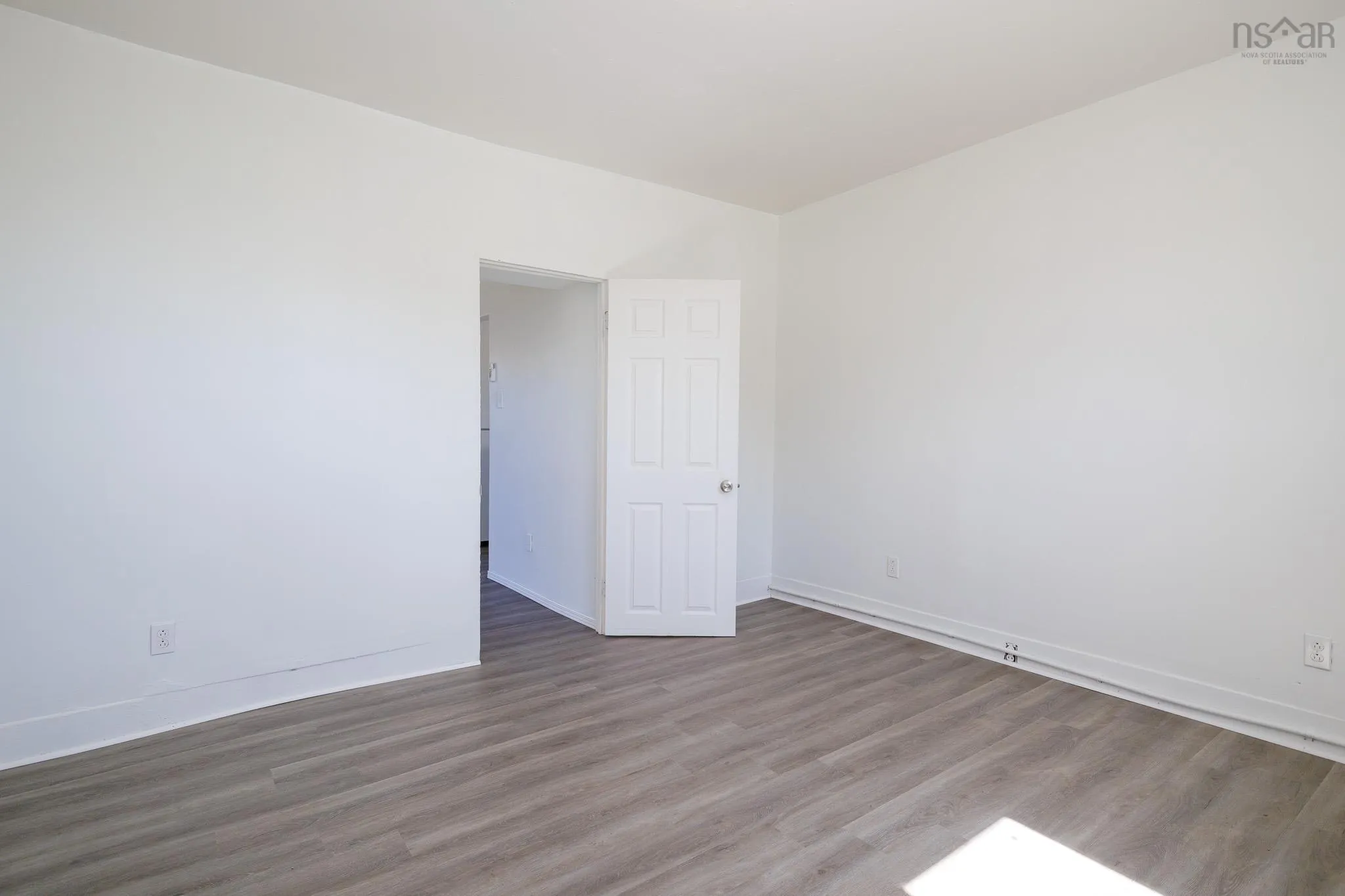 818 Donkin Highway, Donkin, NS B1A 6P2, 4 Bedrooms Bedrooms, ,1 BathroomBathrooms,Residential,For Sale,Donkin Highway,202522259