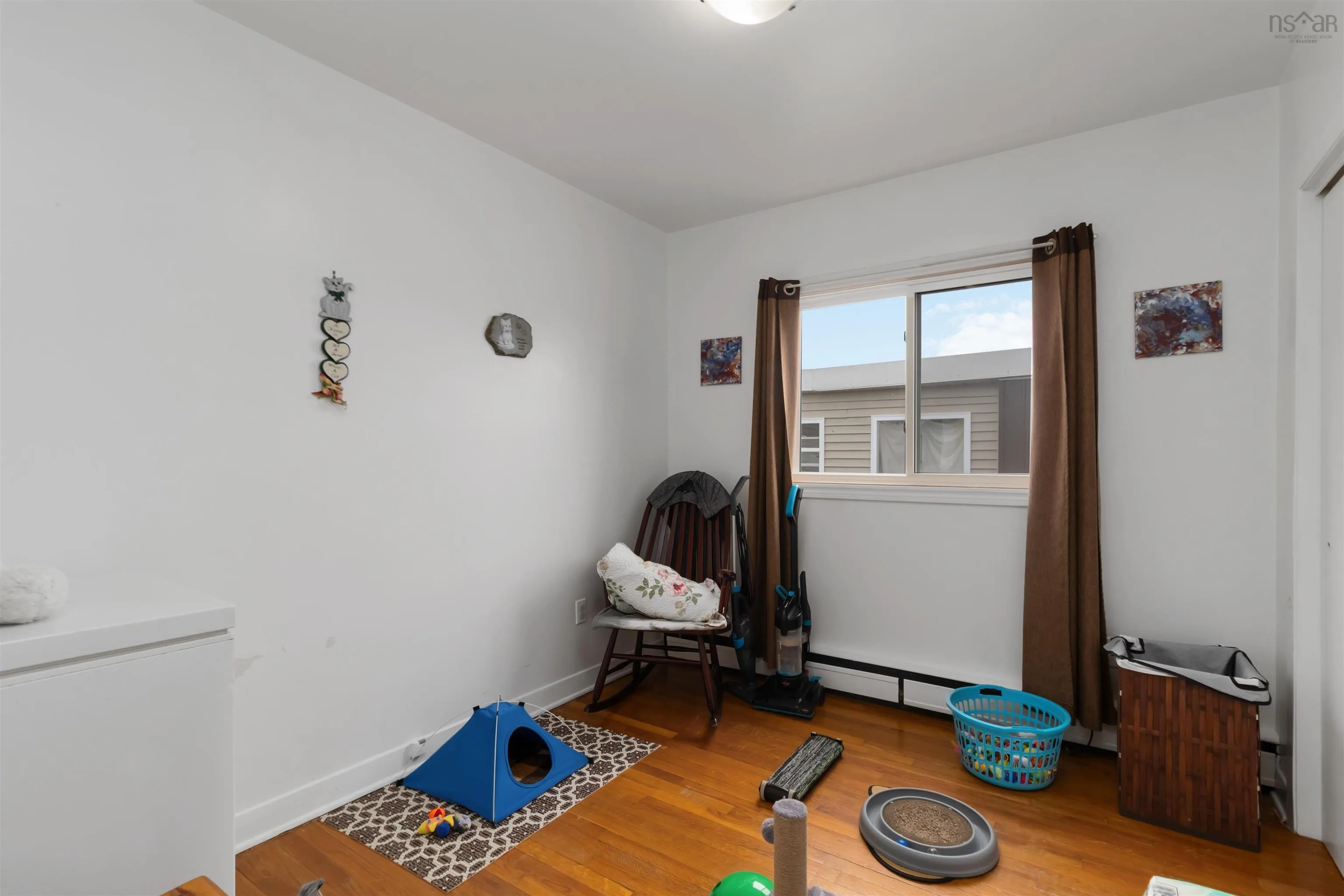 37 Gaston Road, Dartmouth, NS B2Y 3W2, 11 Bedrooms Bedrooms, ,Residential Income,For Sale,Gaston,202521523