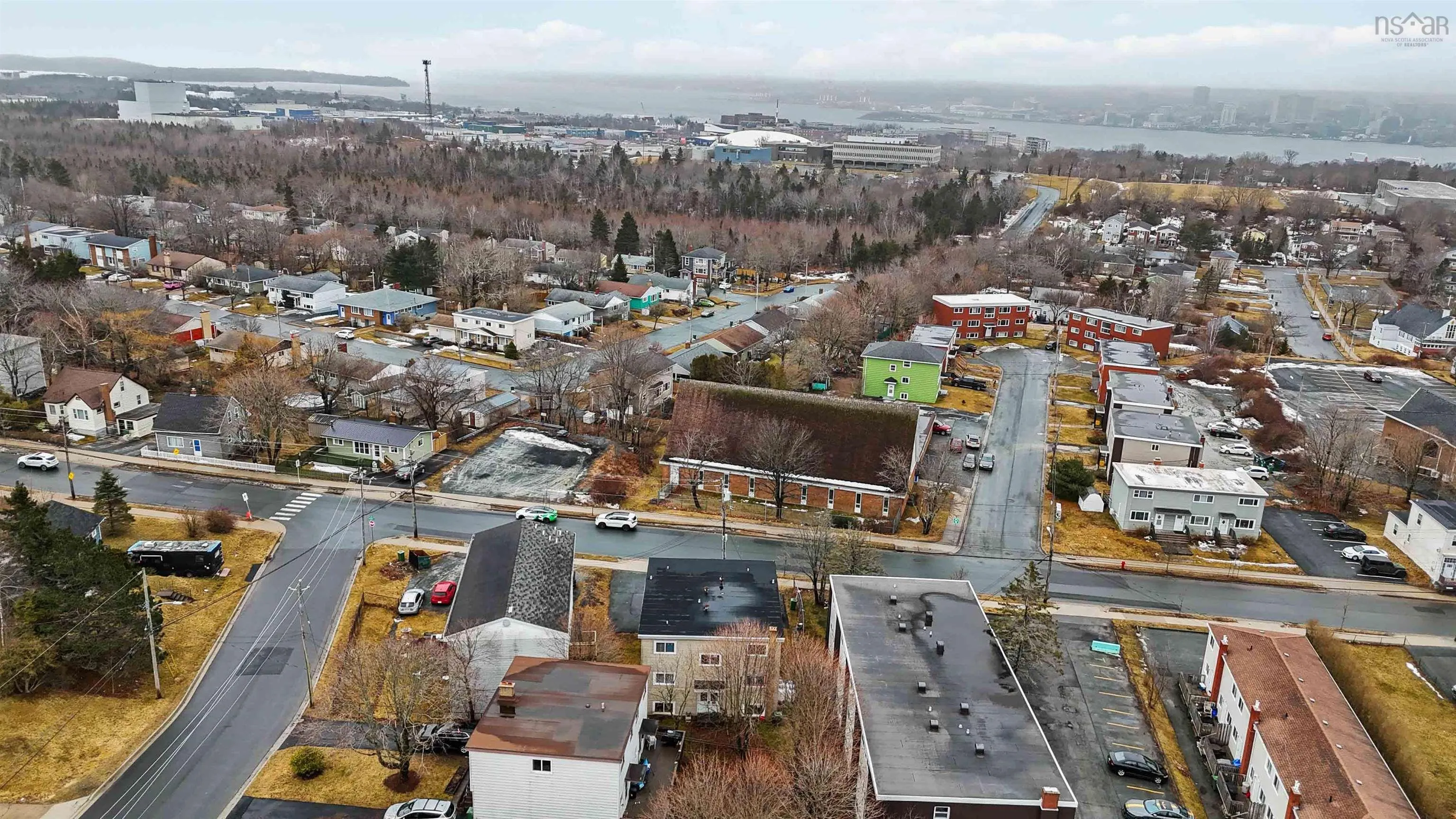 37 Gaston Road, Dartmouth, NS B2Y 3W2, 11 Bedrooms Bedrooms, ,Residential Income,For Sale,Gaston,202521523