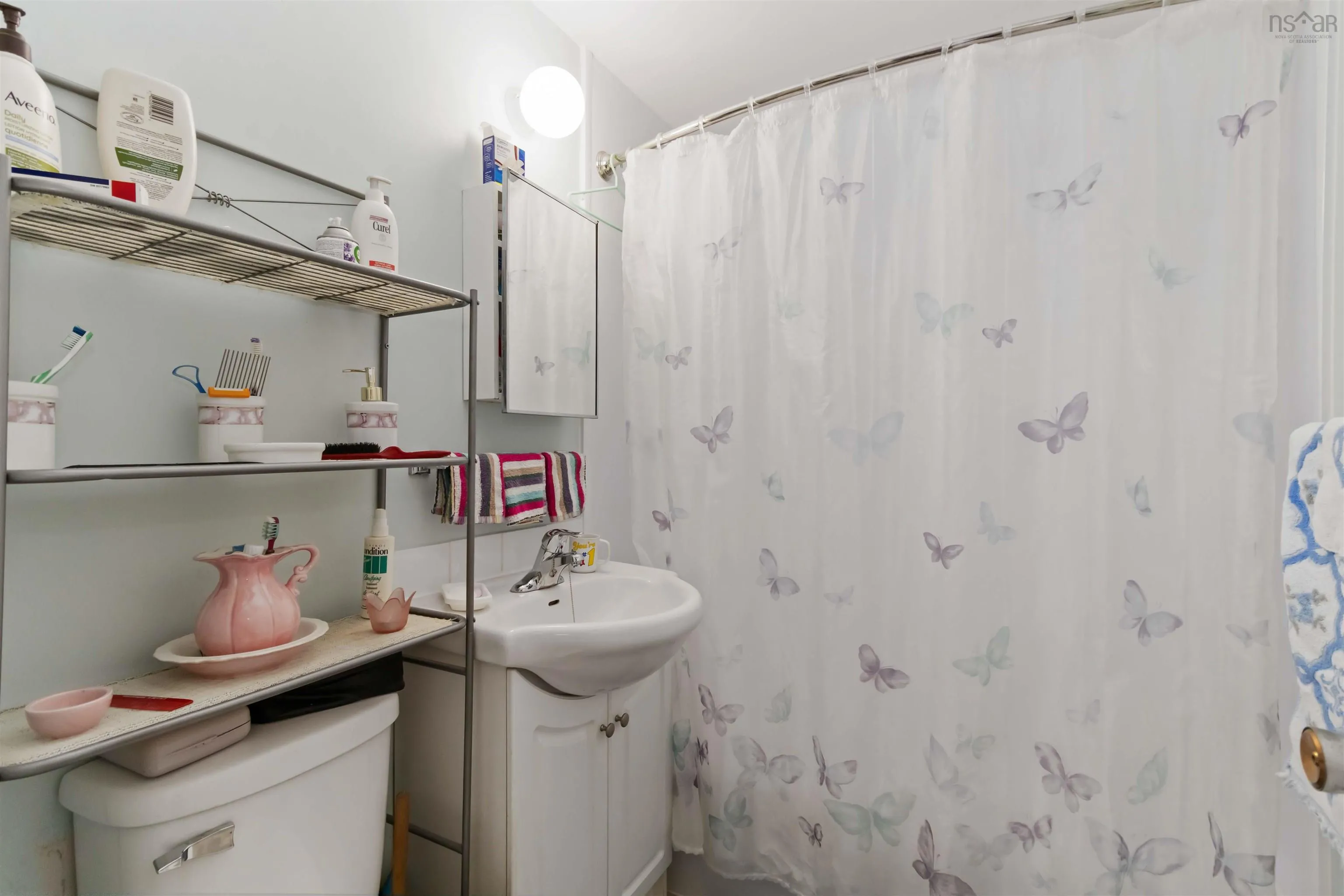 37 Gaston Road, Dartmouth, NS B2Y 3W2, 11 Bedrooms Bedrooms, ,Residential Income,For Sale,Gaston,202521523