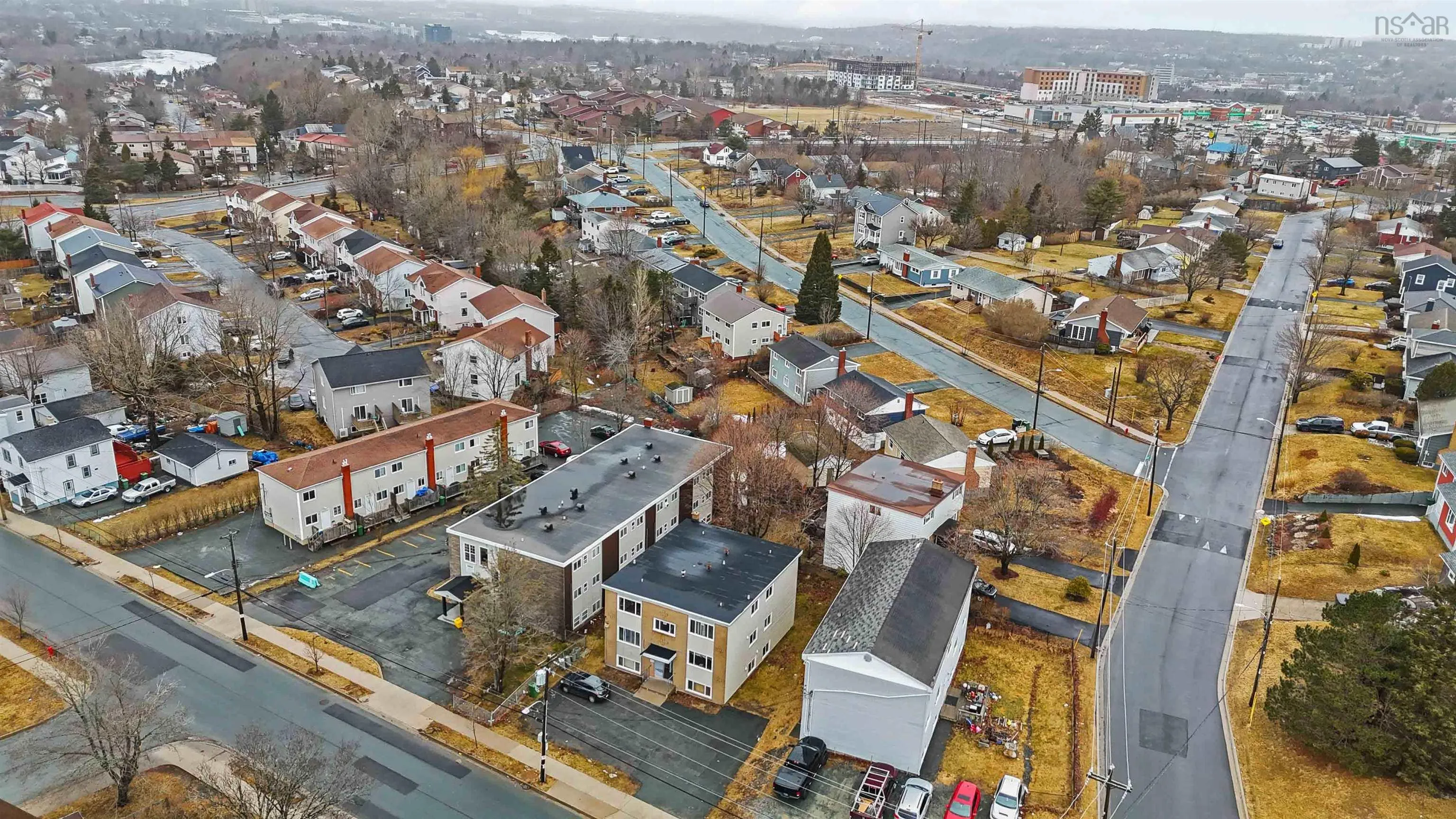 37 Gaston Road, Dartmouth, NS B2Y 3W2, 11 Bedrooms Bedrooms, ,Residential Income,For Sale,Gaston,202521523