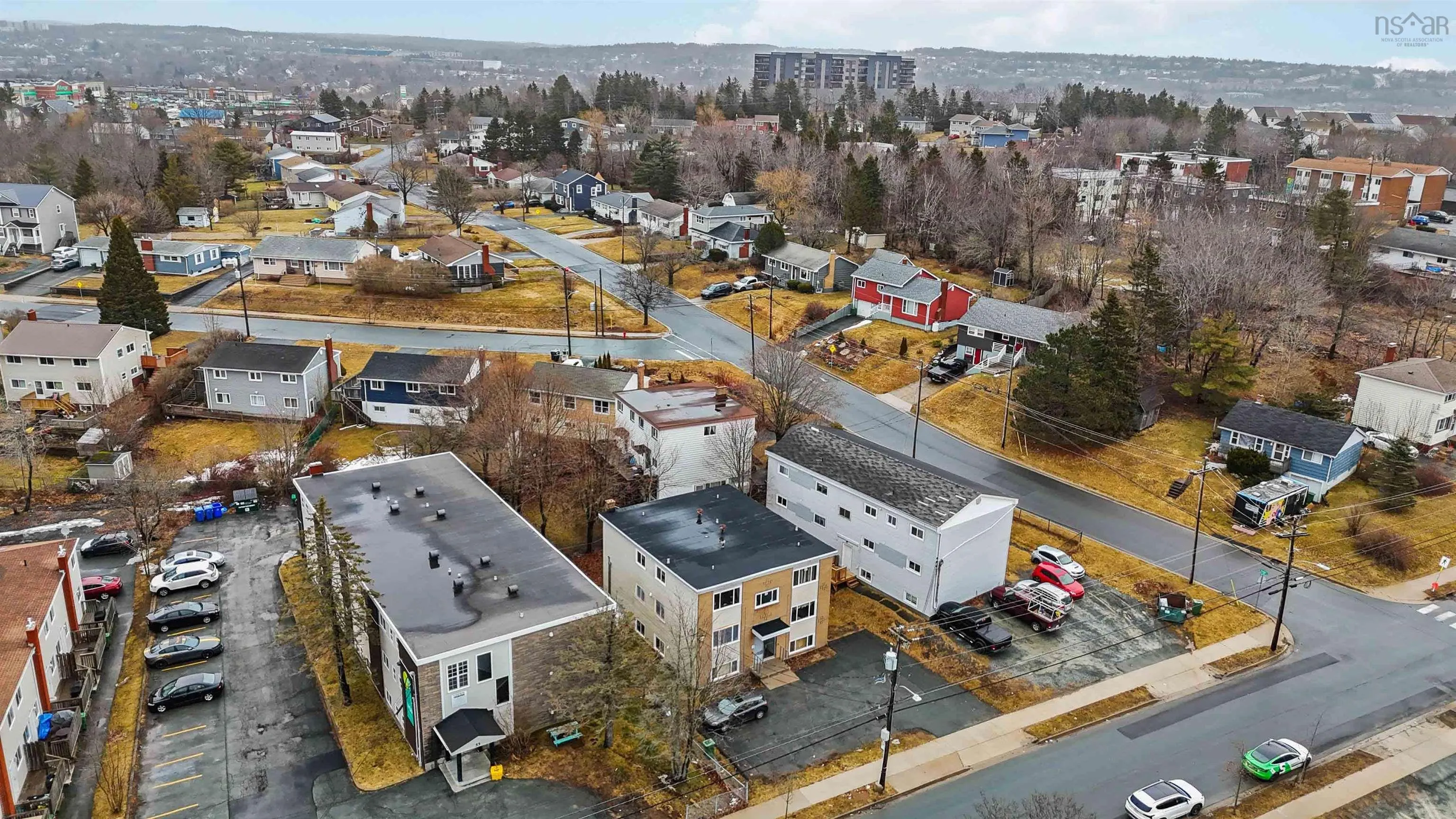 37 Gaston Road, Dartmouth, NS B2Y 3W2, 11 Bedrooms Bedrooms, ,Residential Income,For Sale,Gaston,202521523