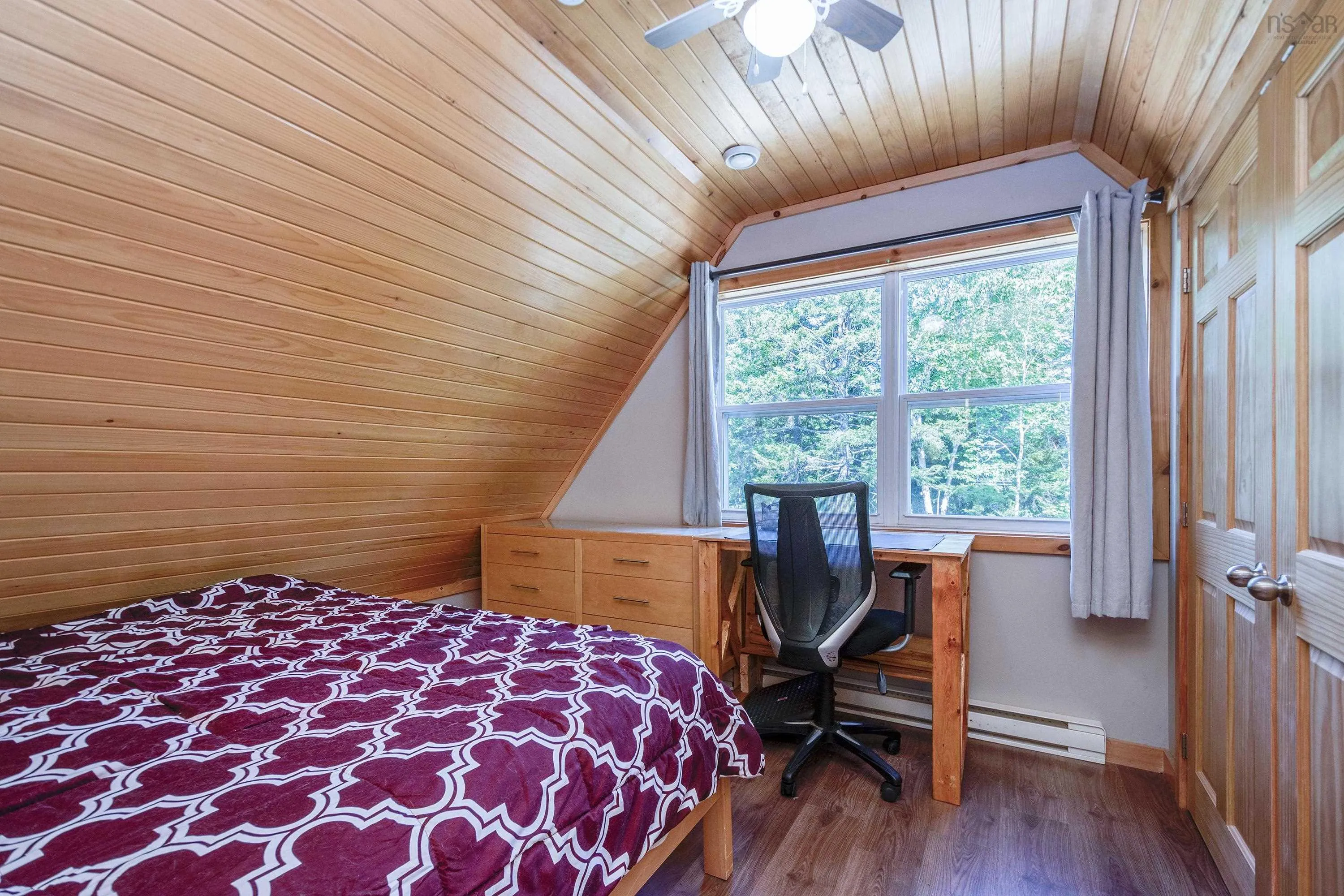 101 Forest Heights Road, Vaughan, NS B0N 2T0, 2 Bedrooms Bedrooms, ,1 BathroomBathrooms,Residential,For Sale,Forest Heights,202519330