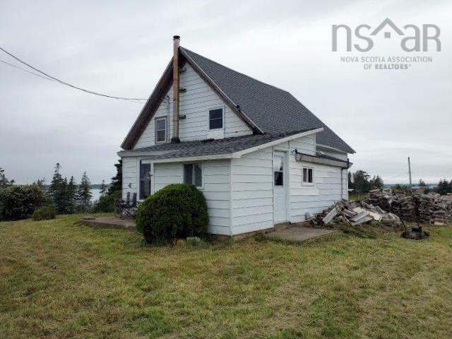 7272 Hwy #3, Upper Woods Harbour NS B0W 2E0, 4 Bedrooms Bedrooms, ,1 BathroomBathrooms,Residential,For Sale,Hwy #3,202400653