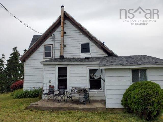 7272 Hwy #3, Upper Woods Harbour NS B0W 2E0, 4 Bedrooms Bedrooms, ,1 BathroomBathrooms,Residential,For Sale,Hwy #3,202400653