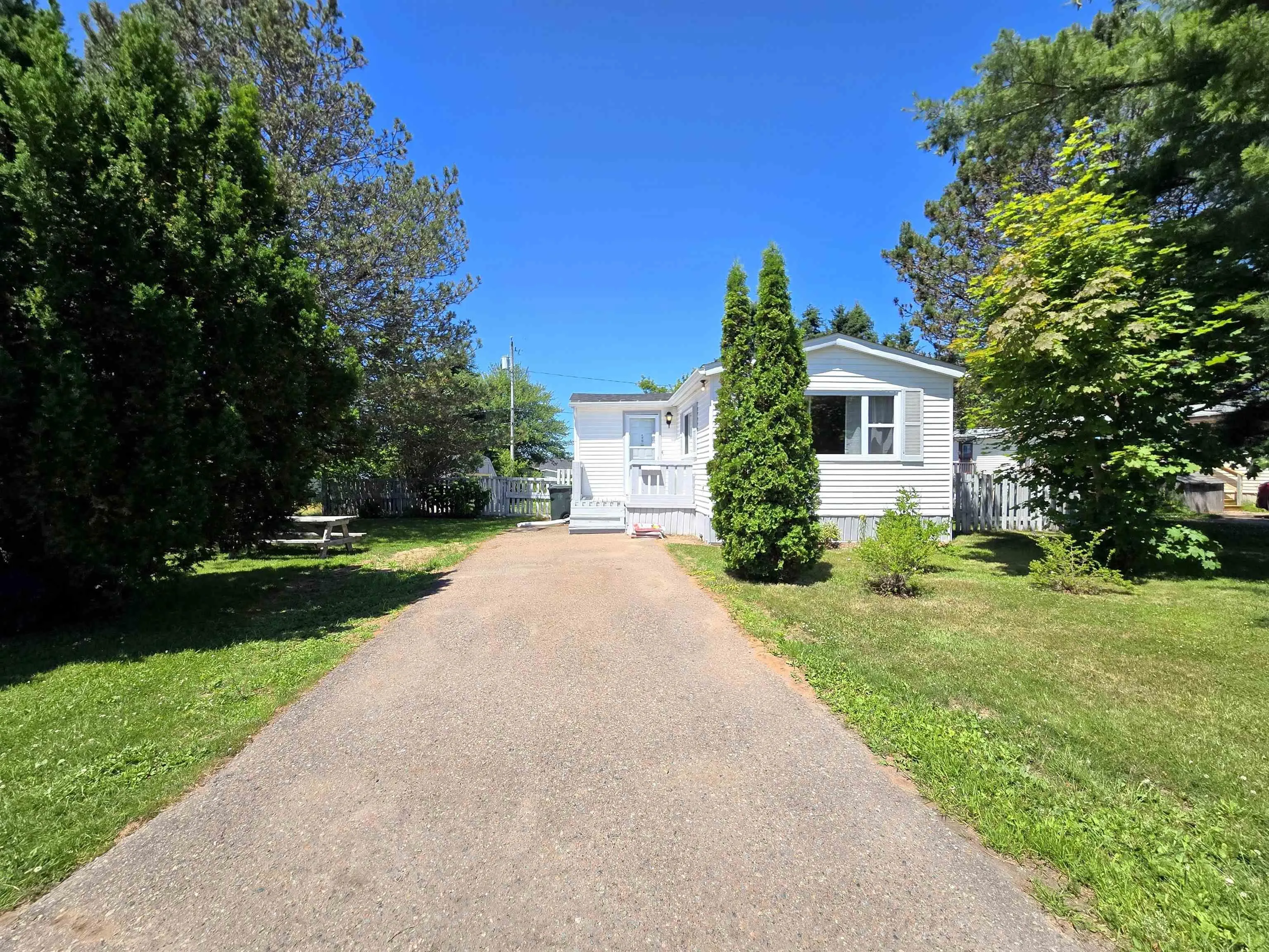 12 Costin Drive, Amherst, NS B4H 4B6, 3 Bedrooms Bedrooms, ,1 BathroomBathrooms,Residential,For Sale,Costin,202517512