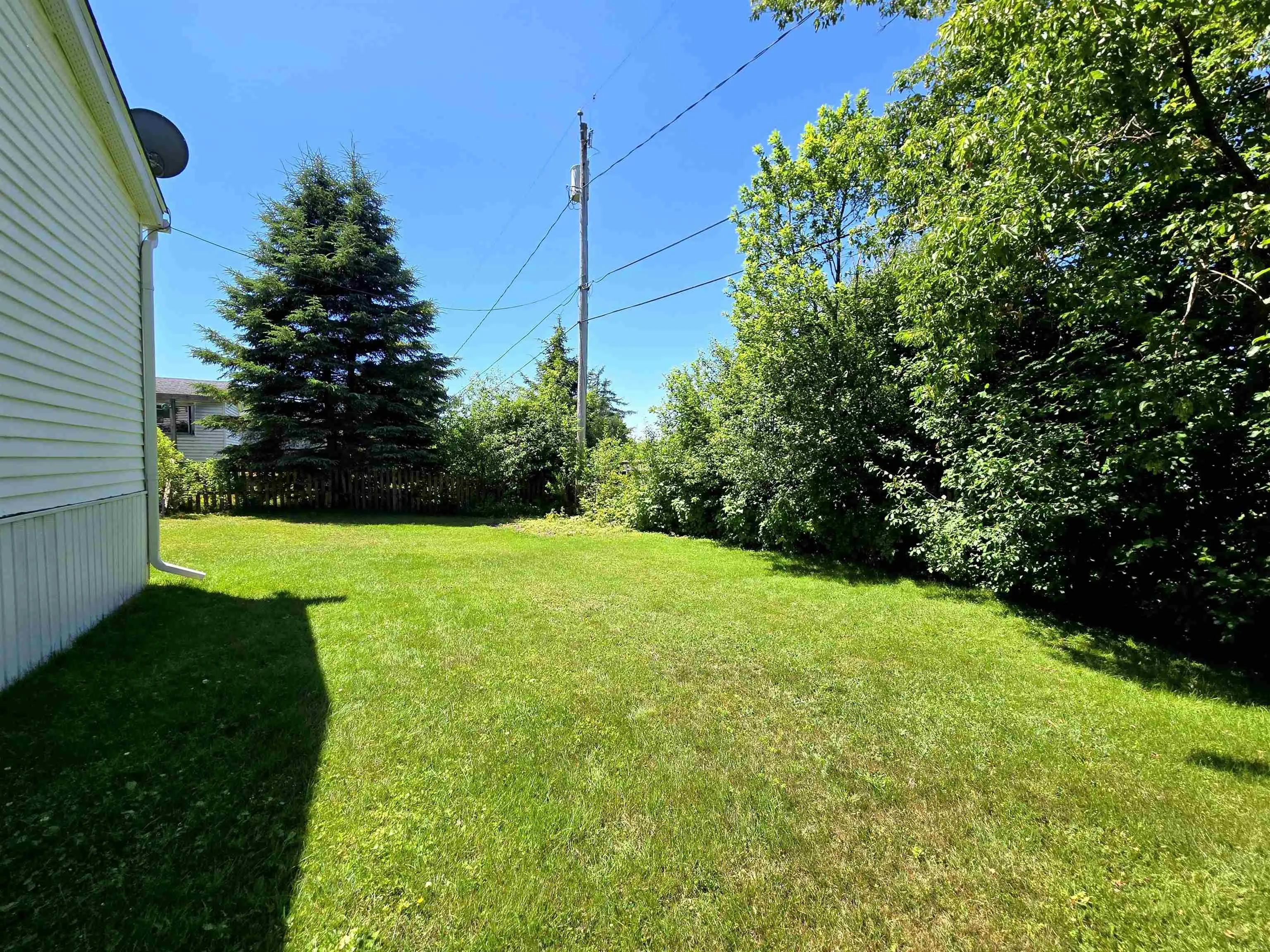 12 Costin Drive, Amherst, NS B4H 4B6, 3 Bedrooms Bedrooms, ,1 BathroomBathrooms,Residential,For Sale,Costin,202517512