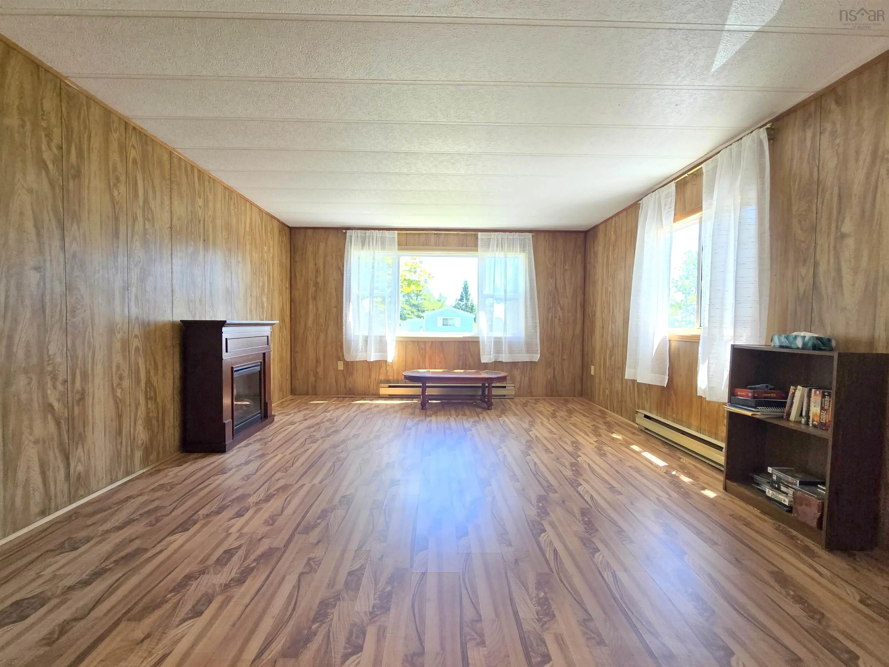 12 Costin Drive, Amherst, NS B4H 4B6, 3 Bedrooms Bedrooms, ,1 BathroomBathrooms,Residential,For Sale,Costin,202517512