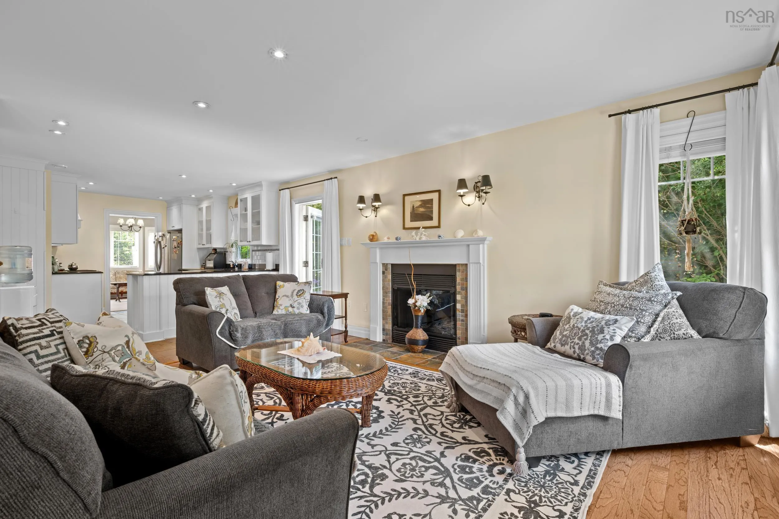 A-184 Shore Club Road, Hubbards, NS B0J 1T0, 2 Bedrooms Bedrooms, ,3 BathroomsBathrooms,Residential,For Sale,Shore Club,202521081