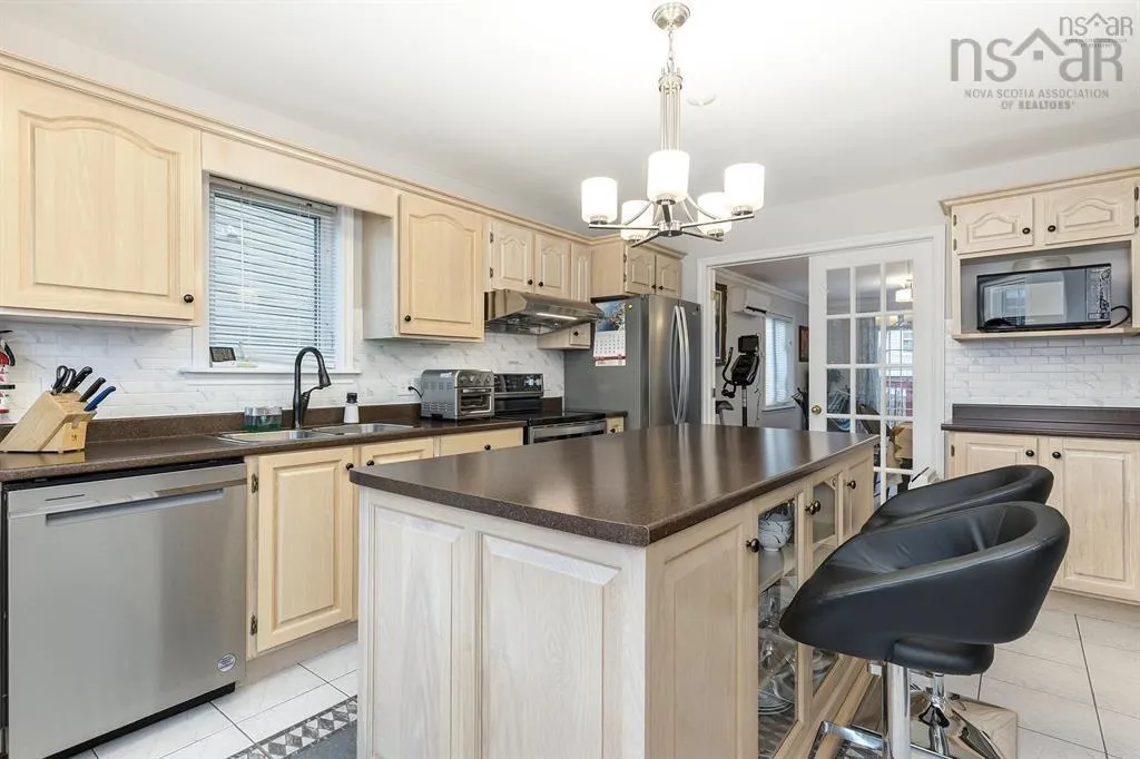 7 Roxham Close, Halifax Regional Municipality, NS B3S 1G2, 5 Bedrooms Bedrooms, ,4 BathroomsBathrooms,Residential,For Sale,Roxham,202518146