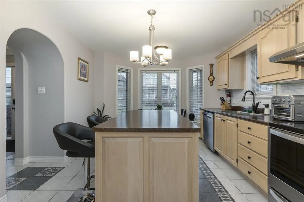 7 Roxham Close, Halifax Regional Municipality, NS B3S 1G2, 5 Bedrooms Bedrooms, ,4 BathroomsBathrooms,Residential,For Sale,Roxham,202518146