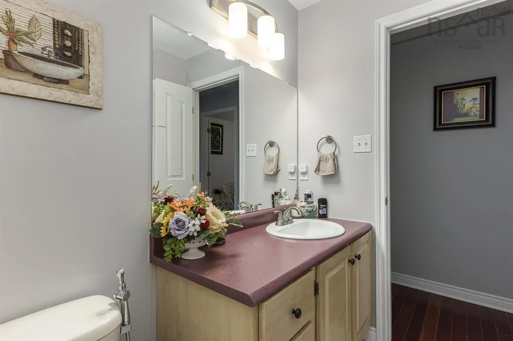 7 Roxham Close, Halifax Regional Municipality, NS B3S 1G2, 5 Bedrooms Bedrooms, ,4 BathroomsBathrooms,Residential,For Sale,Roxham,202518146
