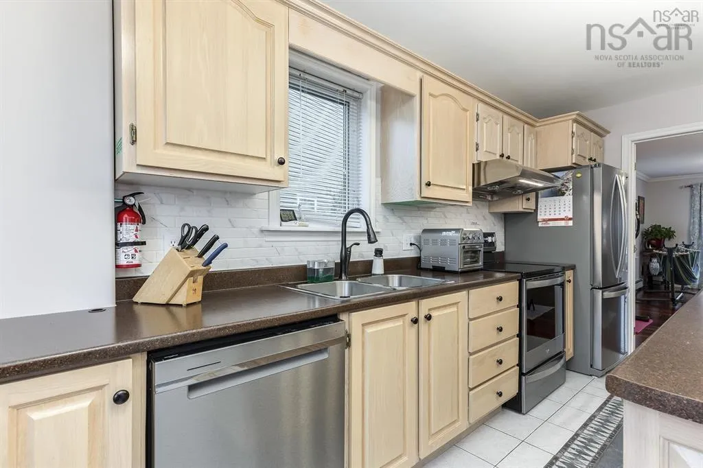 7 Roxham Close, Halifax Regional Municipality, NS B3S 1G2, 5 Bedrooms Bedrooms, ,4 BathroomsBathrooms,Residential,For Sale,Roxham,202518146