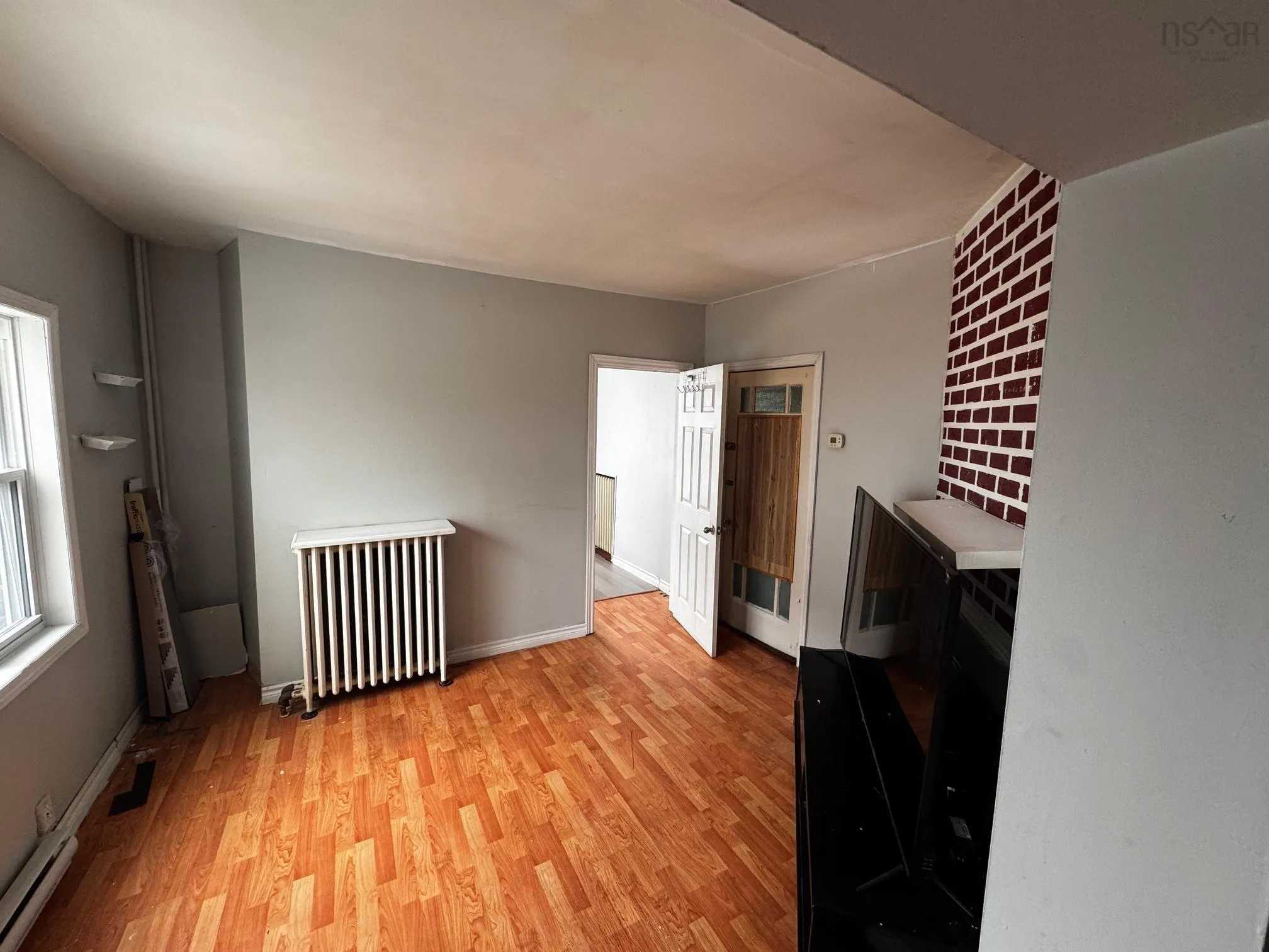 84 Intercolonial Street, Sydney Ns B1p 1s6, 4 Bedrooms Bedrooms, ,Residential Income,For Sale,Intercolonial,202504521