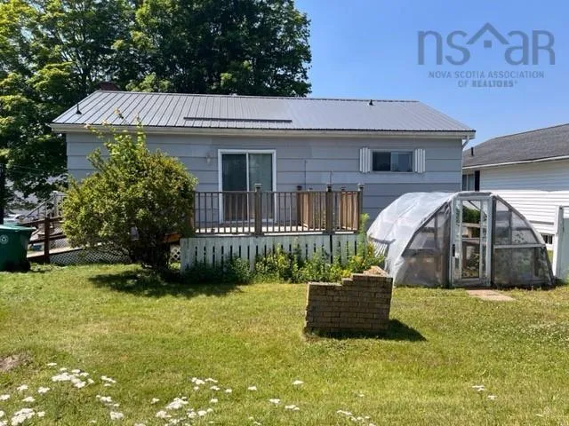 327 Lower Truro Road, Truro, NS B2N 1B2, 1 Bedroom Bedrooms, ,1 BathroomBathrooms,Residential,For Sale,Lower Truro,202518928
