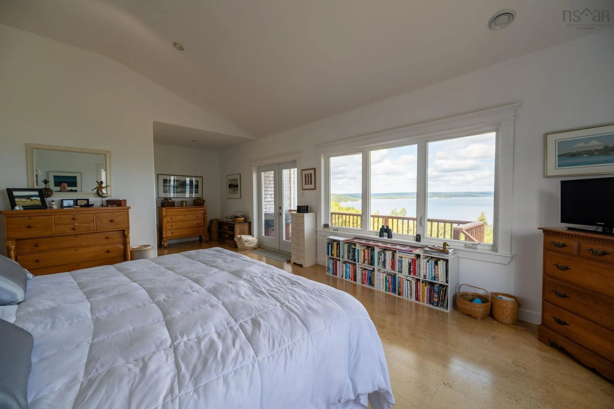 8194 Highway 16, Dorts Cove, NS B0H 1N0, 3 Bedrooms Bedrooms, ,4 BathroomsBathrooms,Residential,For Sale,Highway 16,202521564