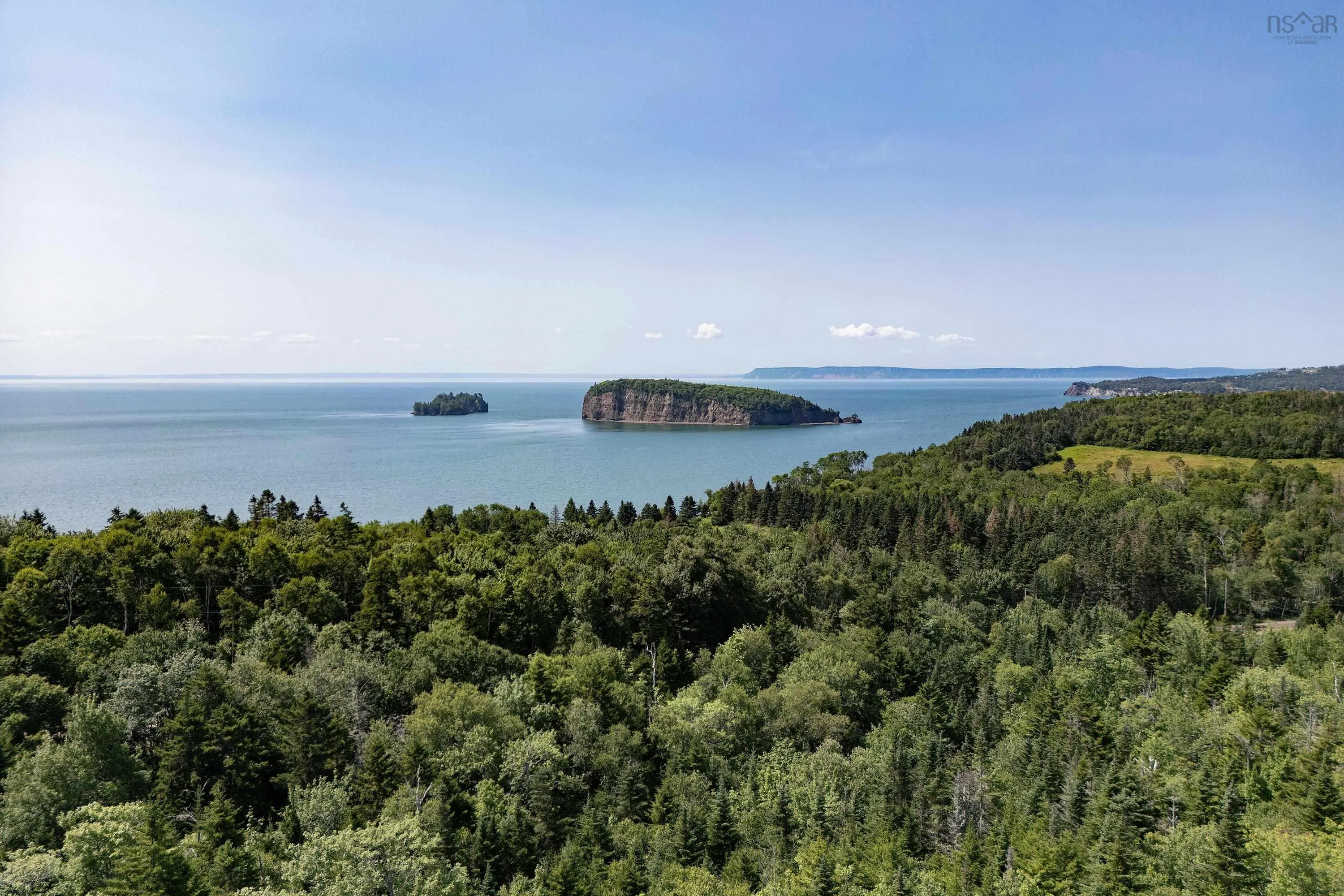 35-72 Spring Tide Lane, Two Islands Ns B0m 1s0, 2 Bedrooms Bedrooms, ,3 BathroomsBathrooms,Residential,For Sale,Spring Tide,202509078